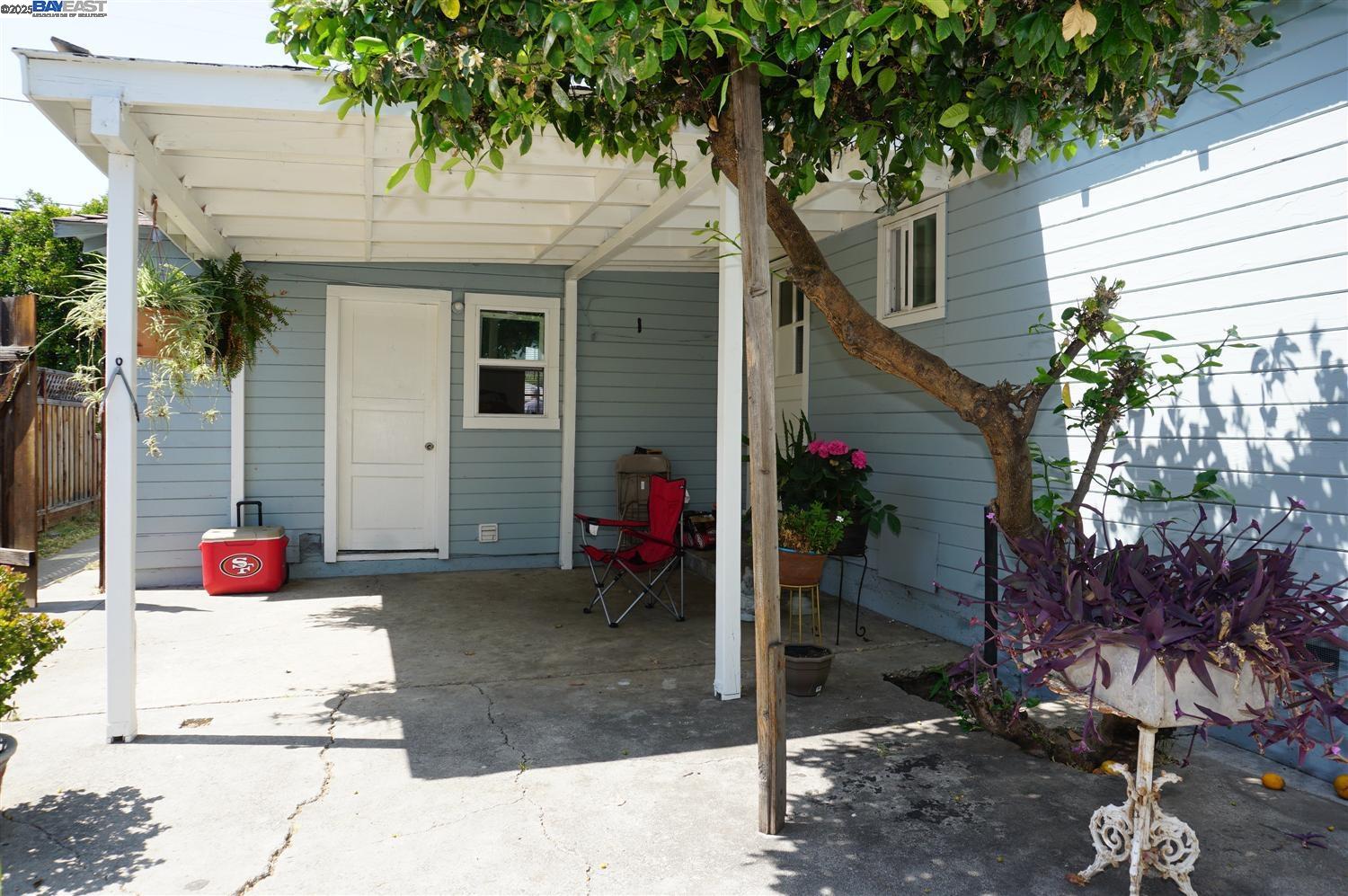 Detail Gallery Image 33 of 39 For 1608 Virginia Place, San Jose,  CA 95116-2955 - 5 Beds | 2 Baths