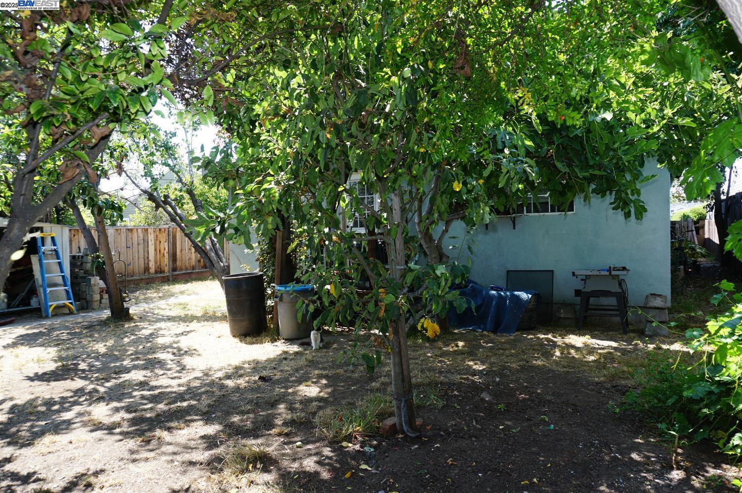 Detail Gallery Image 37 of 39 For 1608 Virginia Place, San Jose,  CA 95116-2955 - 5 Beds | 2 Baths