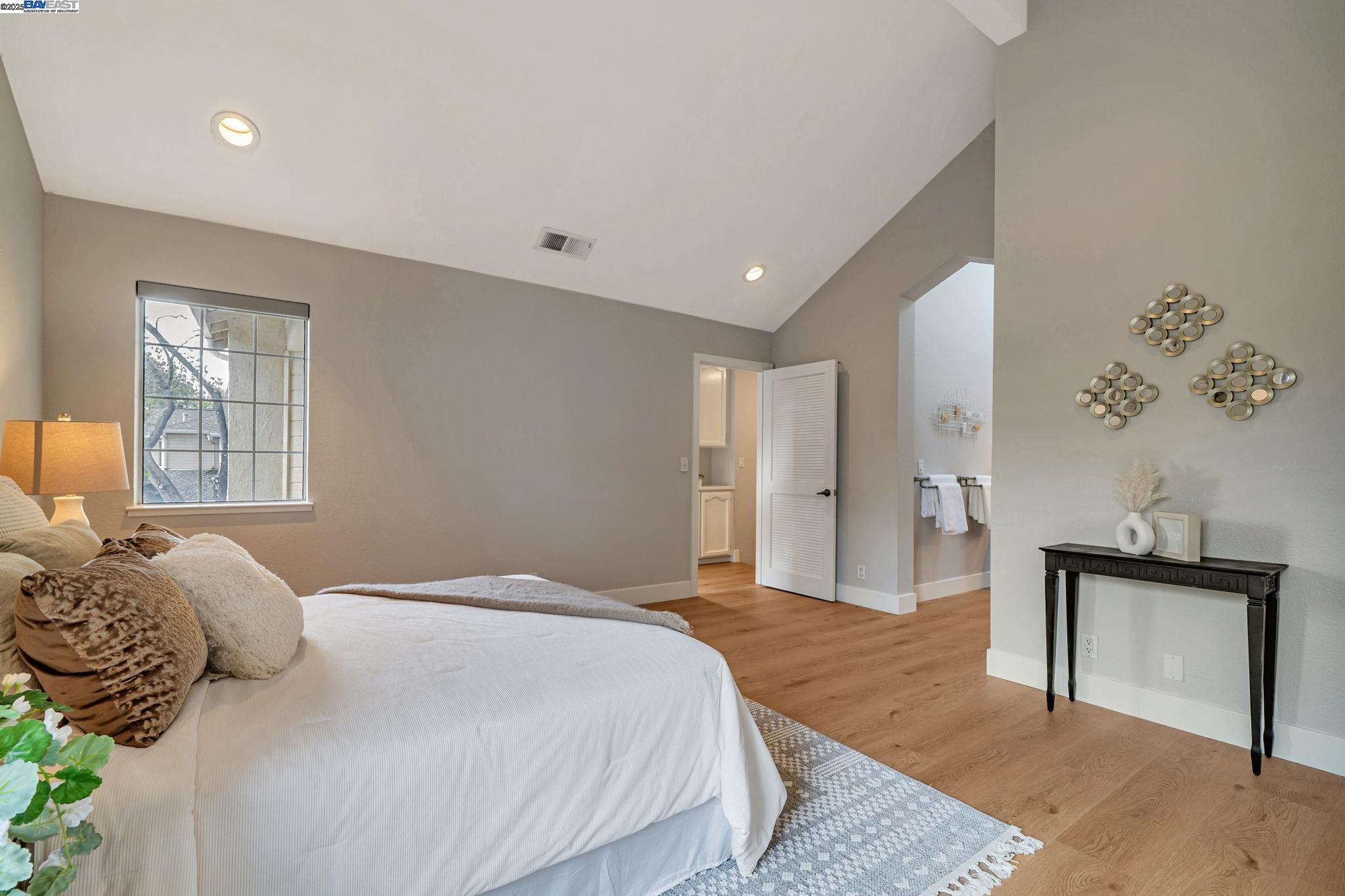 Detail Gallery Image 24 of 60 For 1549 Trimingham Drive, Pleasanton,  CA 94566-8425 - 3 Beds | 3 Baths