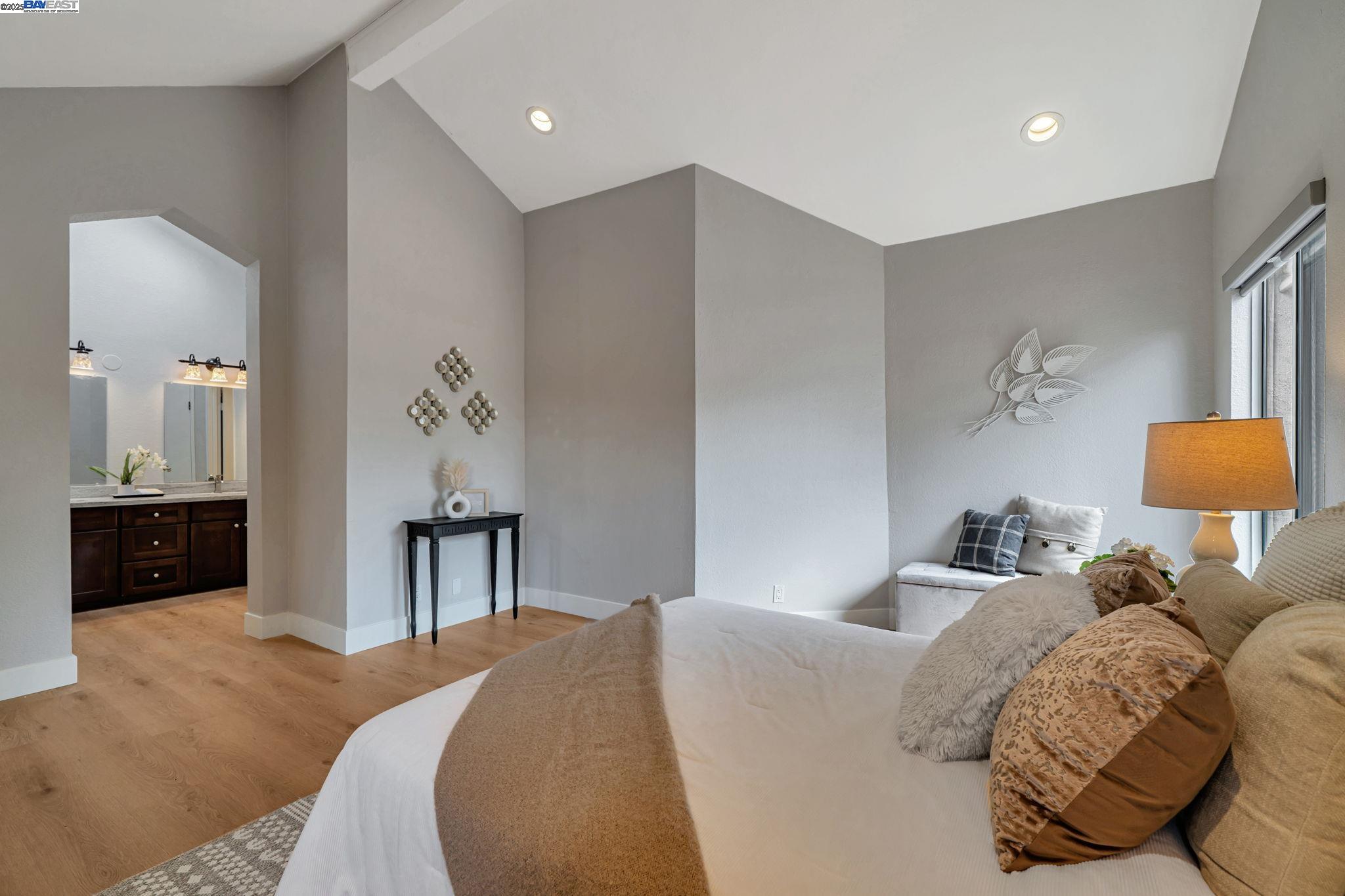 Detail Gallery Image 25 of 60 For 1549 Trimingham Drive, Pleasanton,  CA 94566-8425 - 3 Beds | 3 Baths