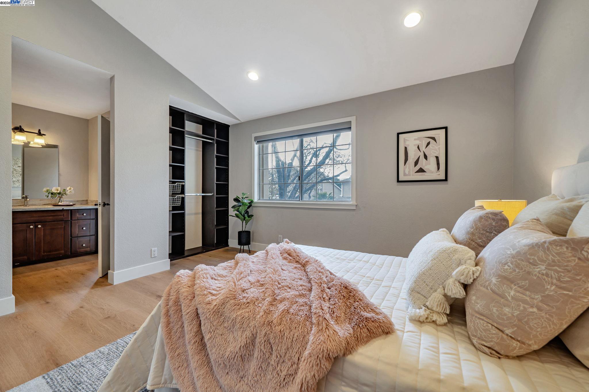 Detail Gallery Image 27 of 60 For 1549 Trimingham Drive, Pleasanton,  CA 94566-8425 - 3 Beds | 3 Baths