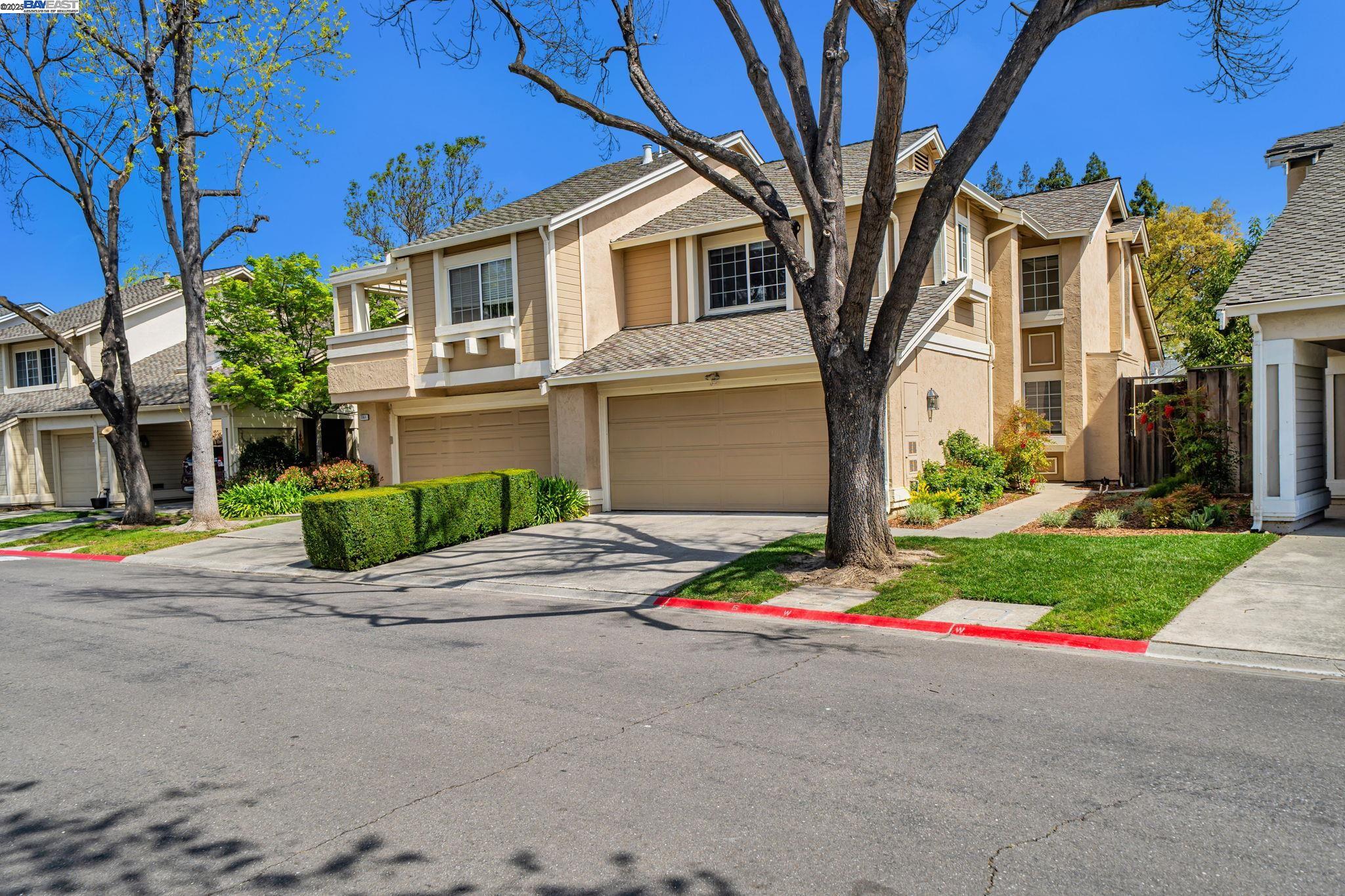 Detail Gallery Image 4 of 60 For 1549 Trimingham Drive, Pleasanton,  CA 94566-8425 - 3 Beds | 3 Baths