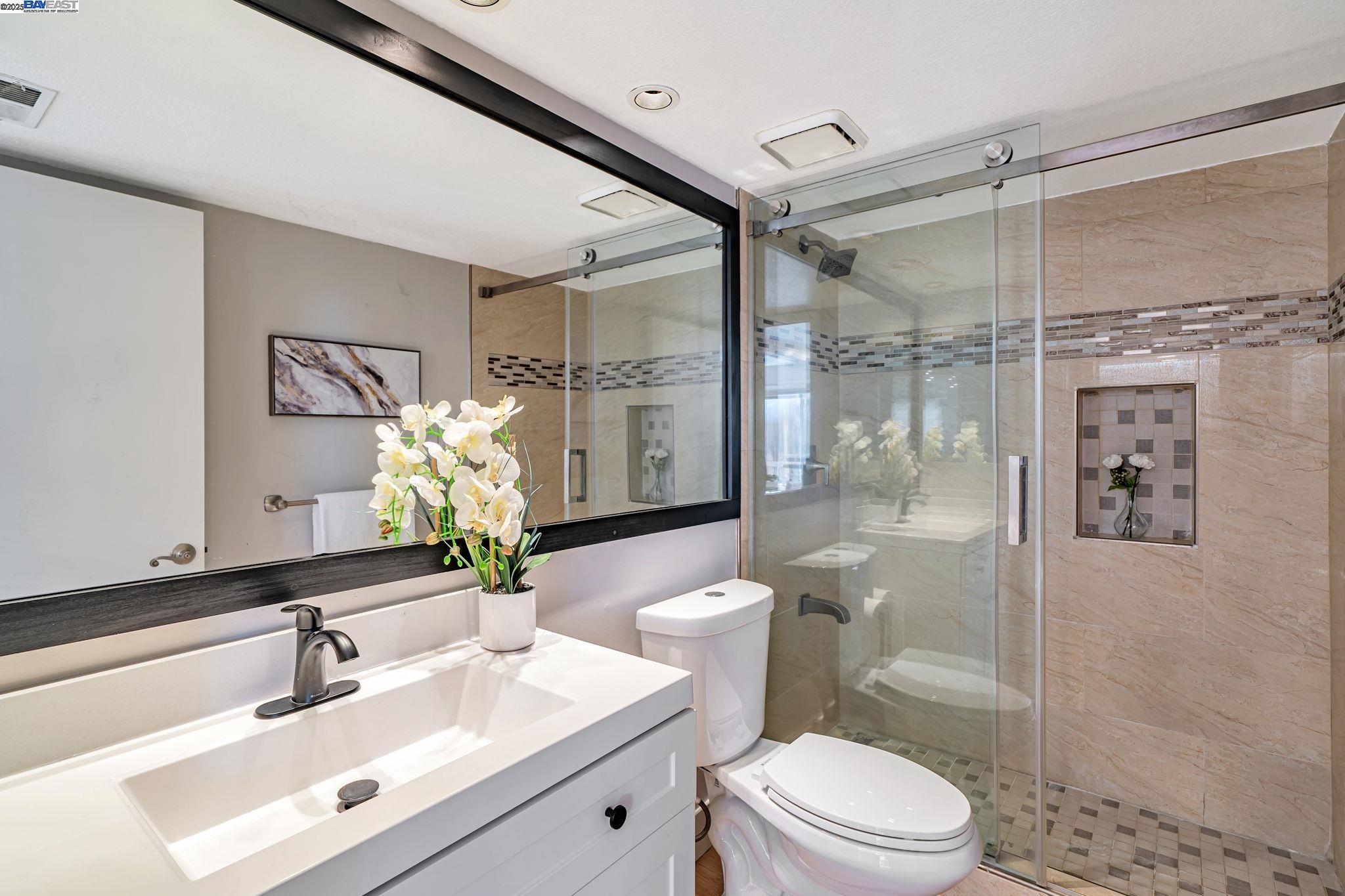 Detail Gallery Image 35 of 60 For 1549 Trimingham Drive, Pleasanton,  CA 94566-8425 - 3 Beds | 3 Baths