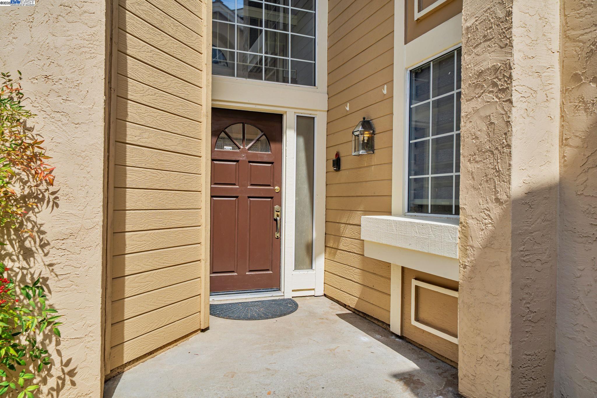 Detail Gallery Image 6 of 60 For 1549 Trimingham Drive, Pleasanton,  CA 94566-8425 - 3 Beds | 3 Baths