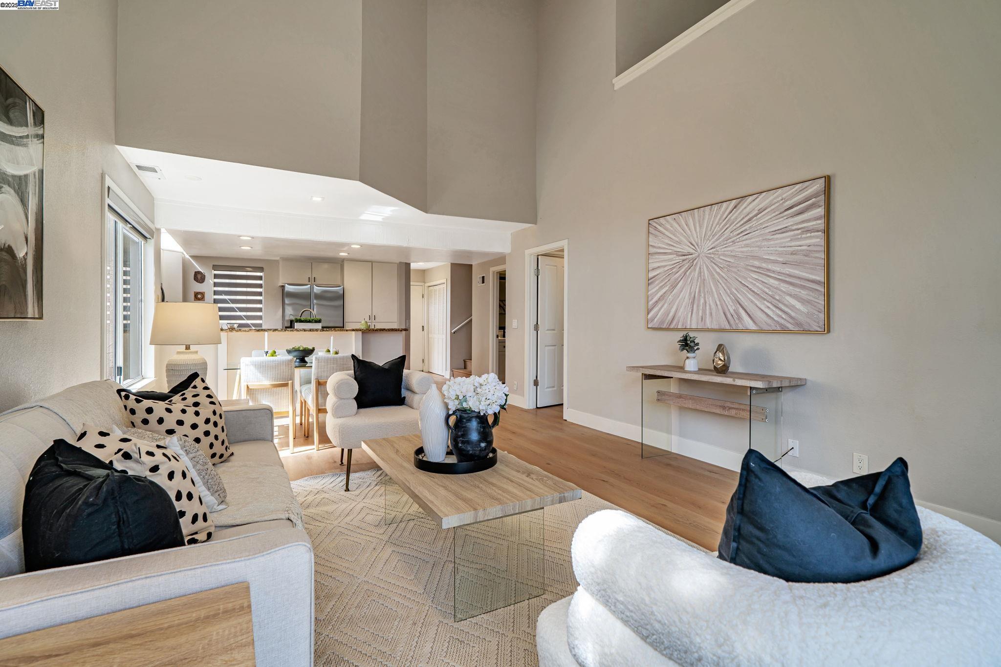 Detail Gallery Image 9 of 60 For 1549 Trimingham Drive, Pleasanton,  CA 94566-8425 - 3 Beds | 3 Baths