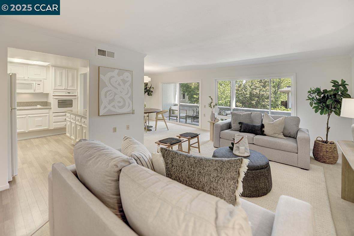 Photo #2: 41103110 Listing 