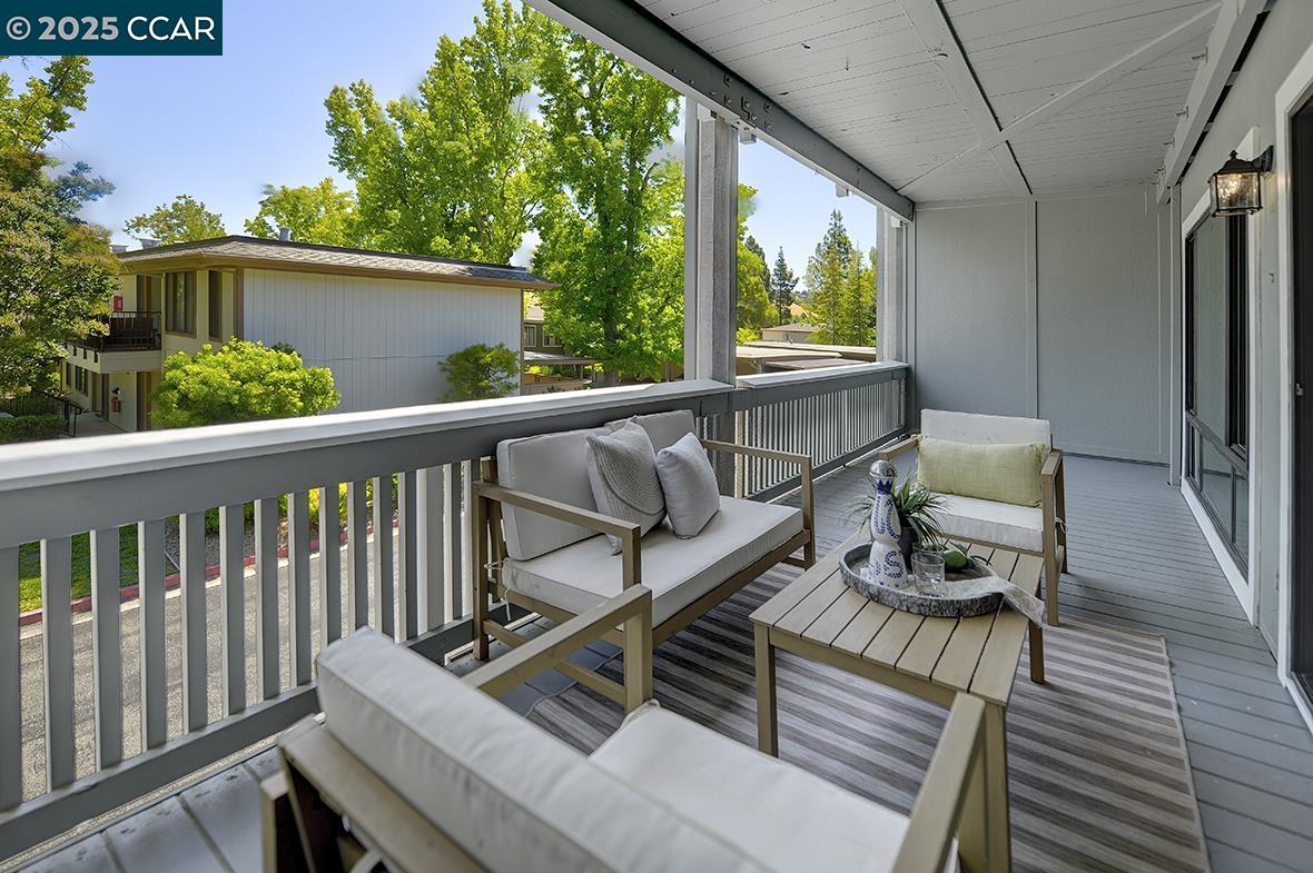 Detail Gallery Image 11 of 51 For 1224 Singingwood Ct #6,  Walnut Creek,  CA 94595 - 2 Beds | 1 Baths
