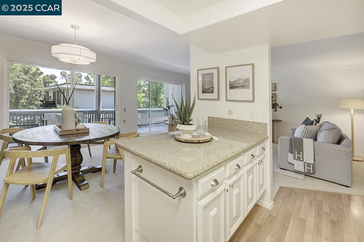 Detail Gallery Image 8 of 51 For 1224 Singingwood Ct #6,  Walnut Creek,  CA 94595 - 2 Beds | 1 Baths