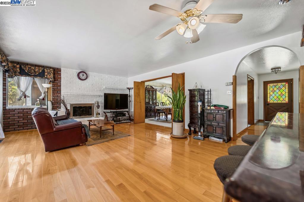 Detail Gallery Image 12 of 48 For 6312 Paloverde Rd, Castro Valley,  CA 94552 - 3 Beds | 2 Baths
