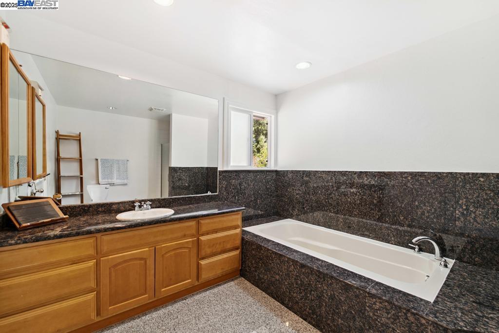 Detail Gallery Image 35 of 48 For 6312 Paloverde Rd, Castro Valley,  CA 94552 - 3 Beds | 2 Baths