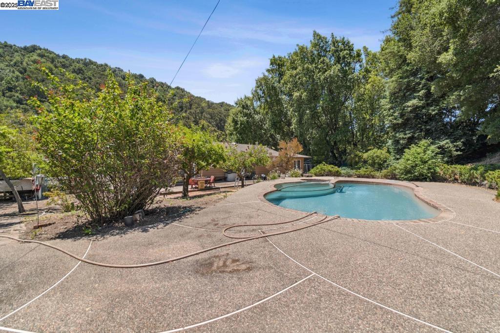 Detail Gallery Image 44 of 48 For 6312 Paloverde Rd, Castro Valley,  CA 94552 - 3 Beds | 2 Baths
