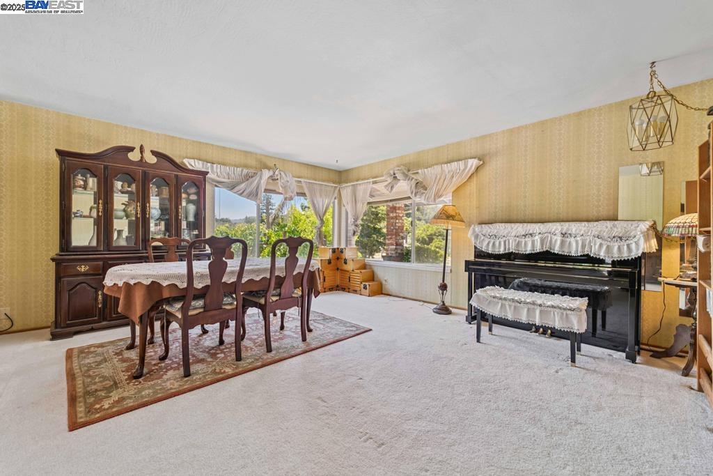 Detail Gallery Image 10 of 48 For 6312 Paloverde Rd, Castro Valley,  CA 94552 - 3 Beds | 2 Baths