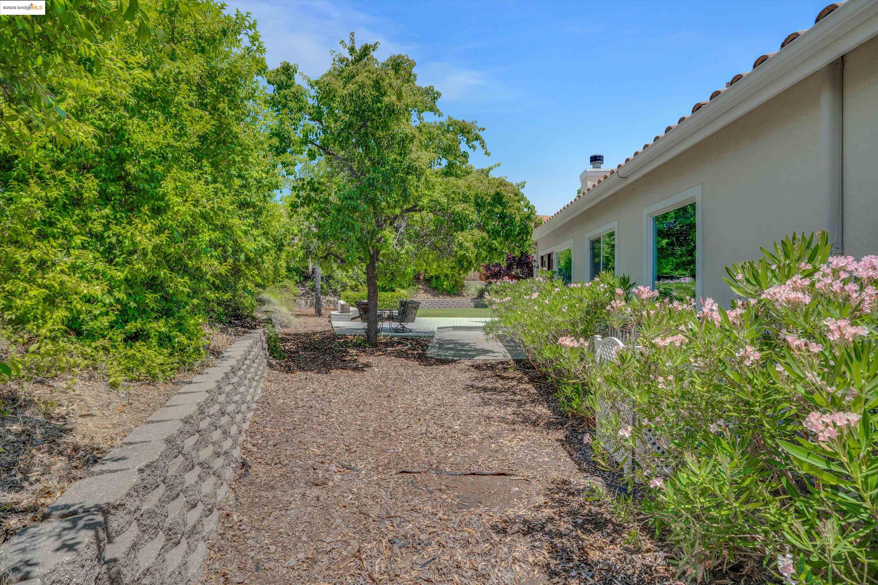 Detail Gallery Image 37 of 44 For 2654 Wawona Ct, Antioch,  CA 94531 - 4 Beds | 2 Baths