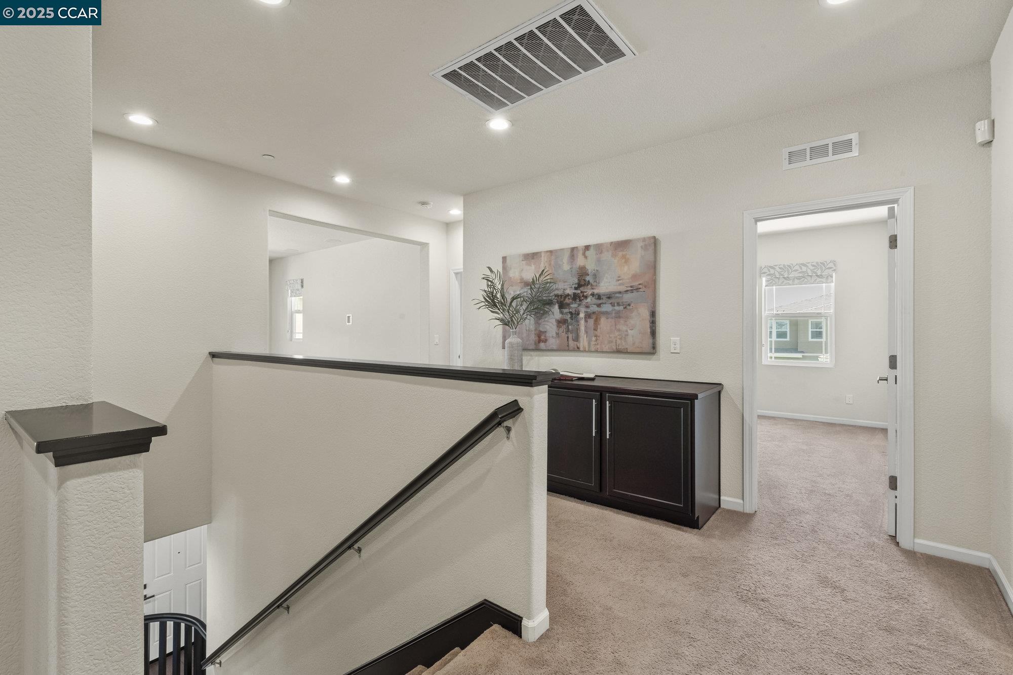 Detail Gallery Image 35 of 58 For 589 W Huntington Ave, Mountain House,  CA 95391 - 5 Beds | 4/1 Baths