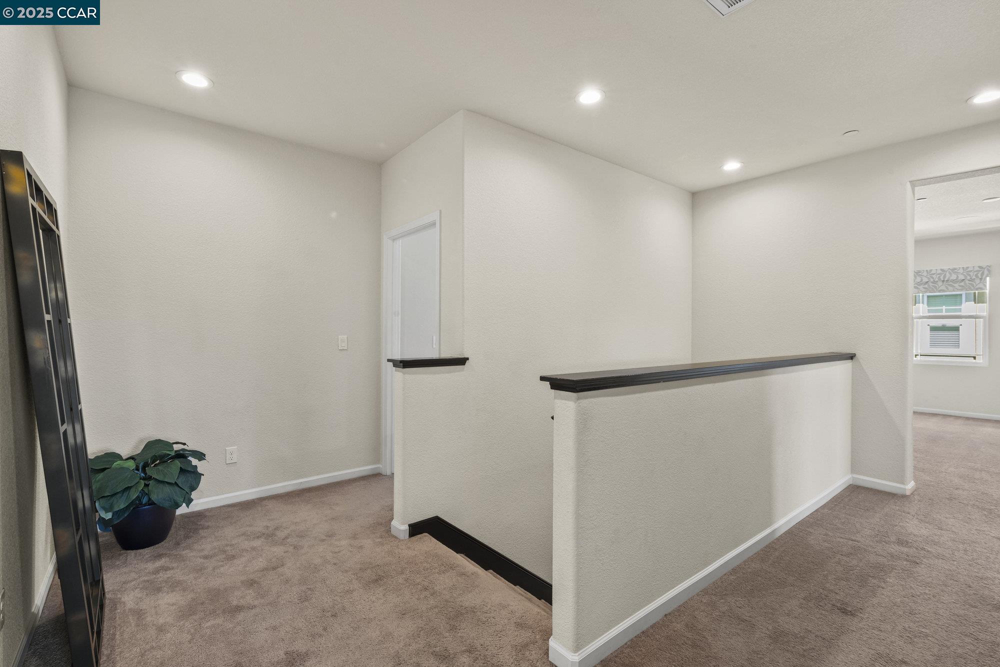 Detail Gallery Image 36 of 58 For 589 W Huntington Ave, Mountain House,  CA 95391 - 5 Beds | 4/1 Baths