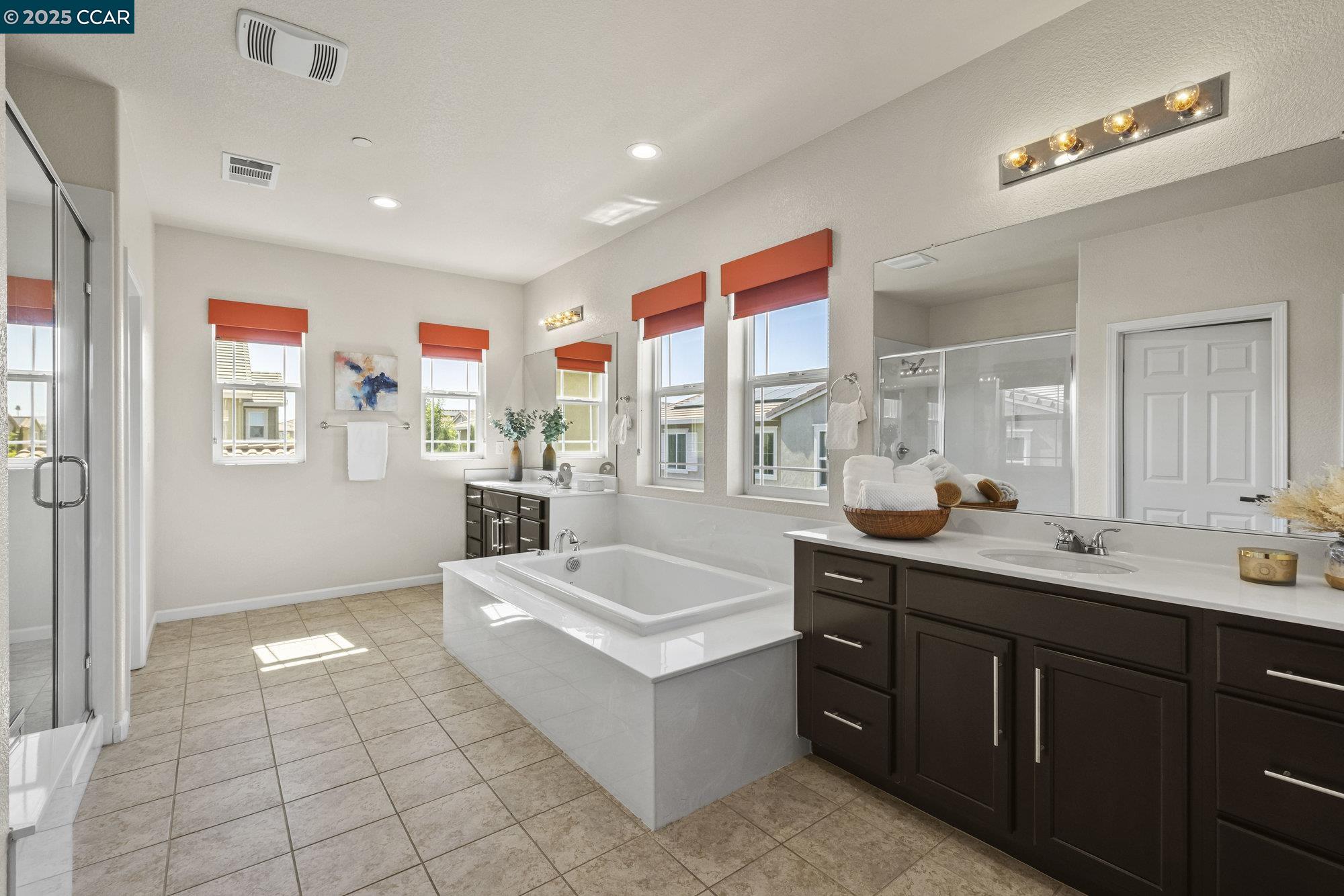 Detail Gallery Image 39 of 58 For 589 W Huntington Ave, Mountain House,  CA 95391 - 5 Beds | 4/1 Baths