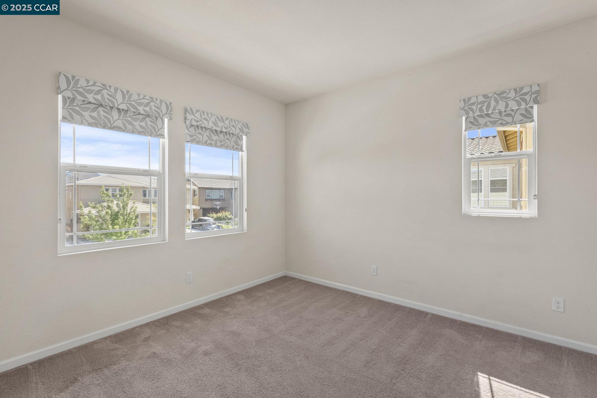 Detail Gallery Image 49 of 58 For 589 W Huntington Ave, Mountain House,  CA 95391 - 5 Beds | 4/1 Baths