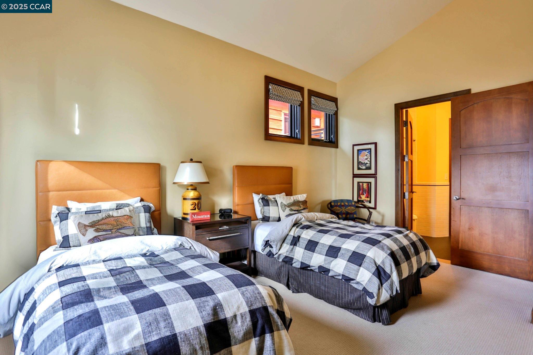 Detail Gallery Image 20 of 26 For 6750 North Lake Blvd 1e,  Tahoe Vista,  CA 96148 - 4 Beds | 4/1 Baths