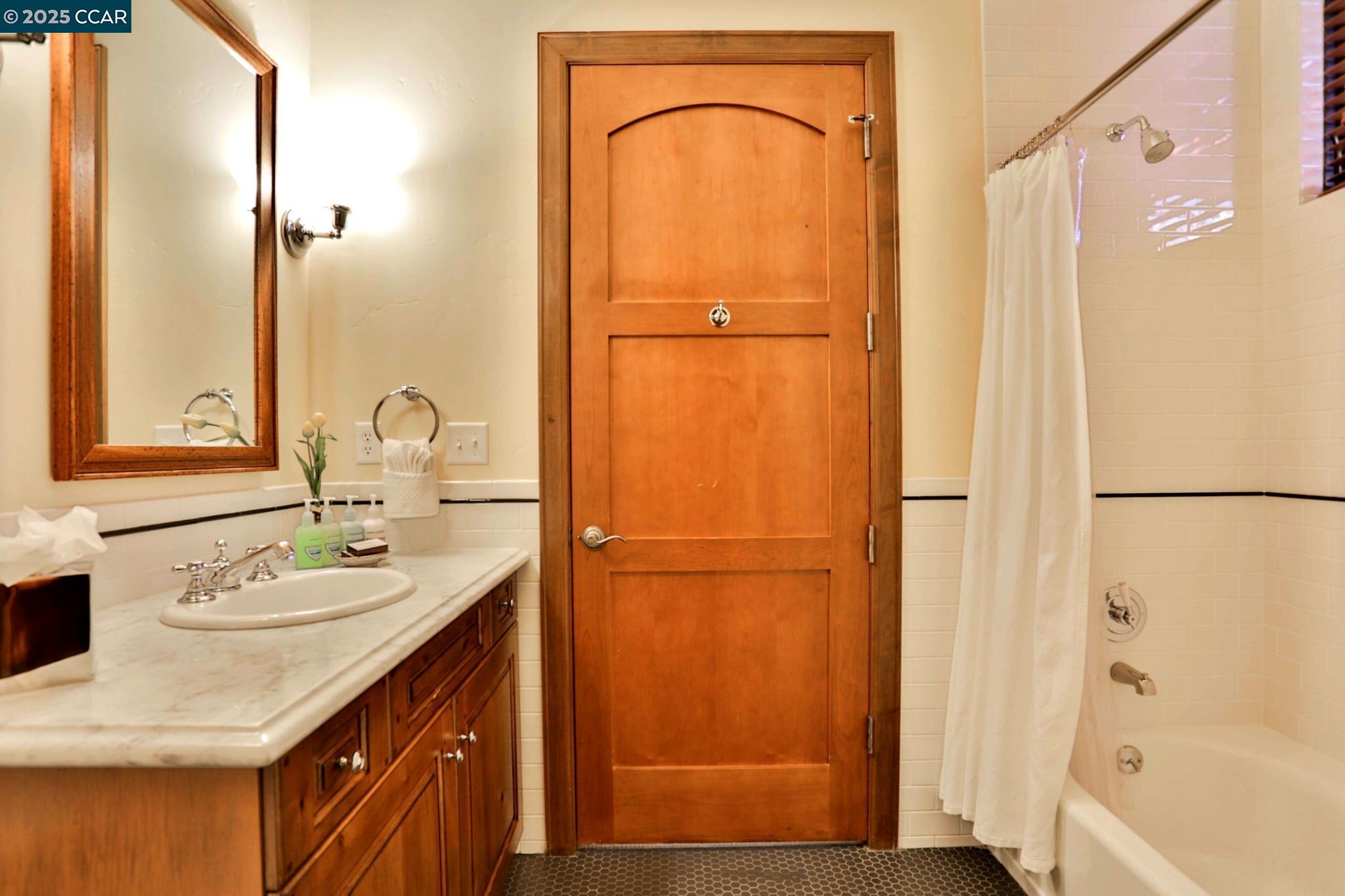 Detail Gallery Image 21 of 26 For 6750 North Lake Blvd 1e,  Tahoe Vista,  CA 96148 - 4 Beds | 4/1 Baths