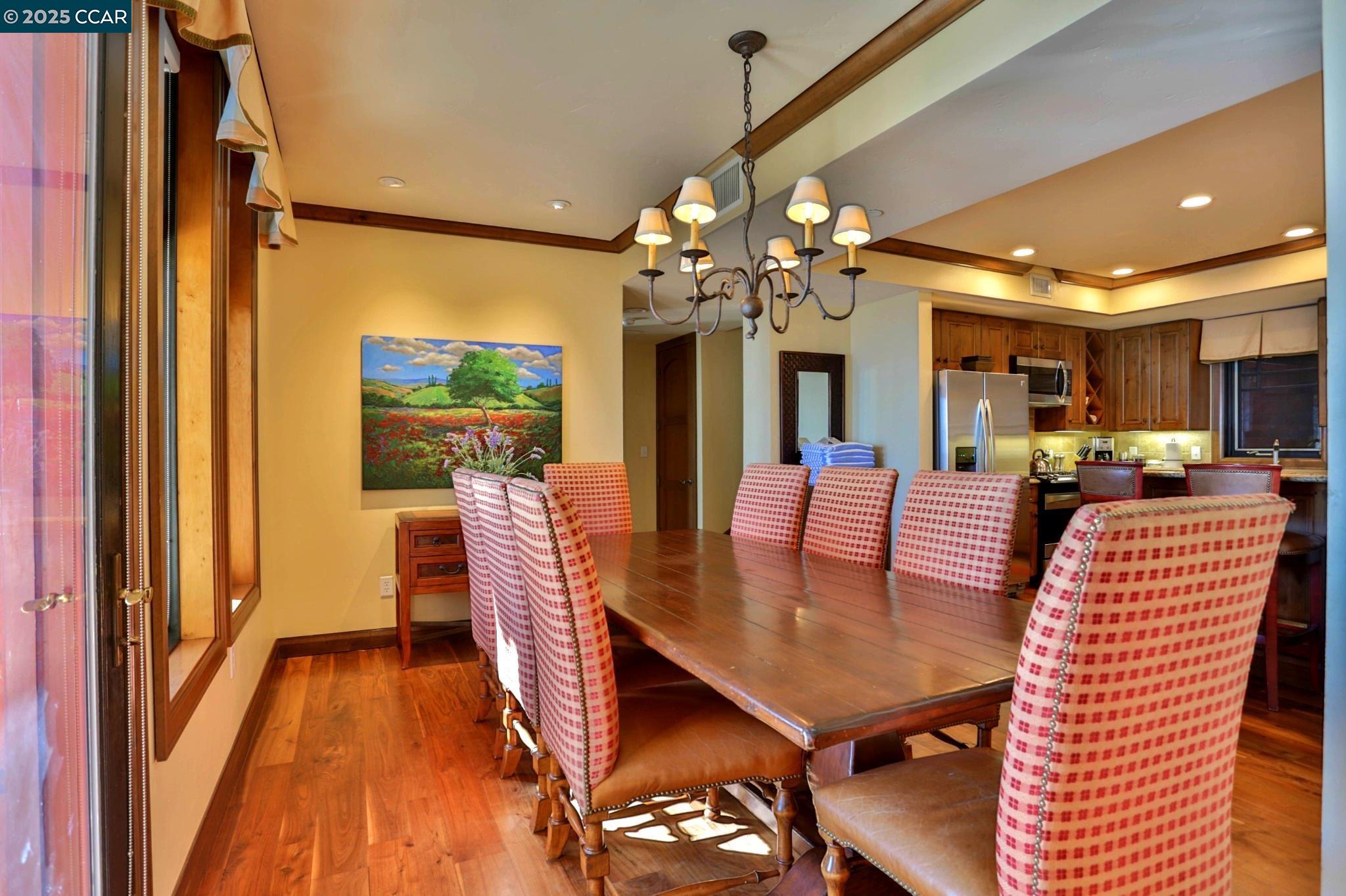 Detail Gallery Image 4 of 26 For 6750 North Lake Blvd 1e,  Tahoe Vista,  CA 96148 - 4 Beds | 4/1 Baths