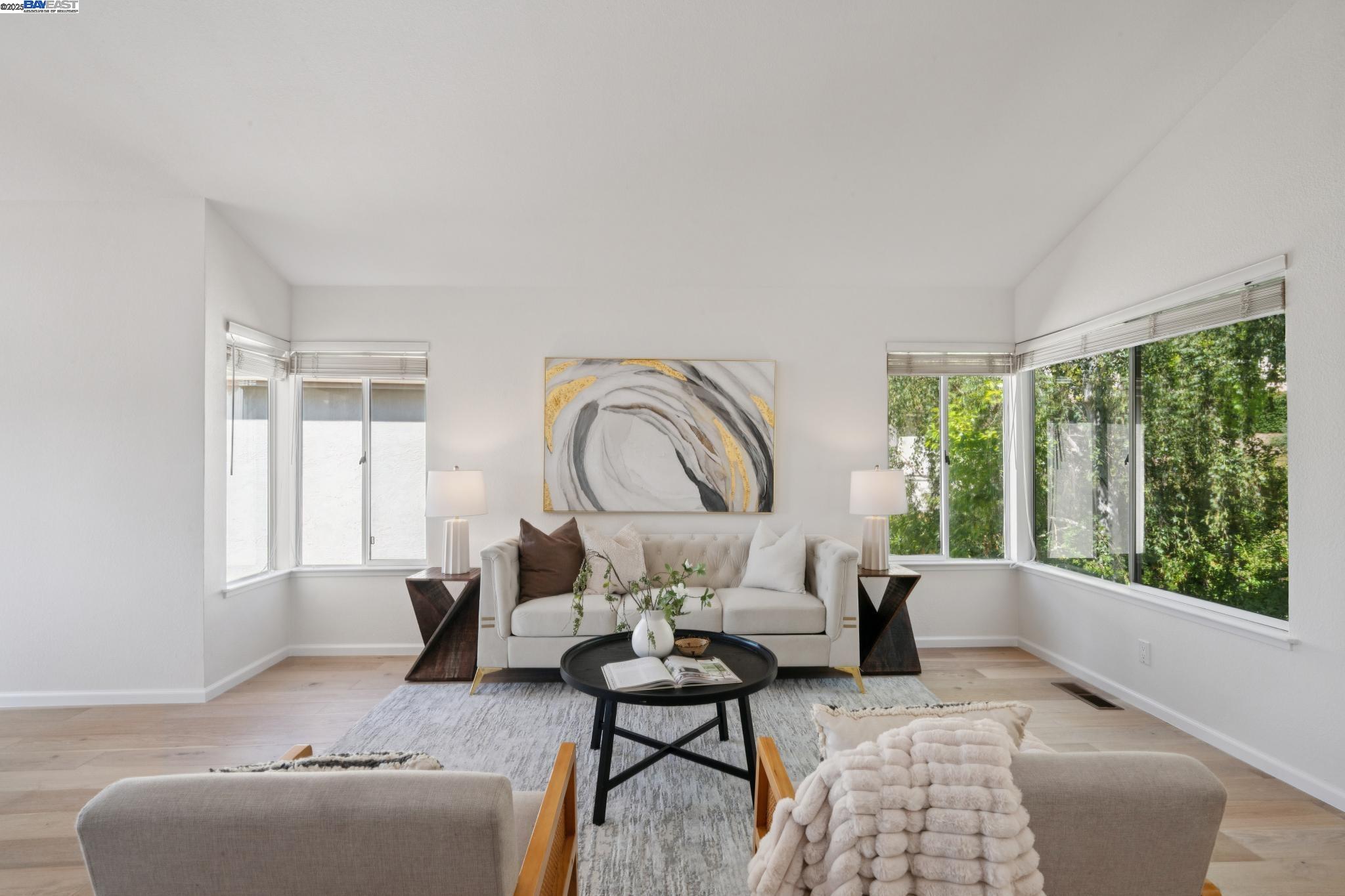 447 Donner Way, San Ramon, California 94582, 3 Bedrooms Bedrooms, 10 Rooms Rooms,2 BathroomsBathrooms,Residential,For Sale,447 Donner Way,41103125