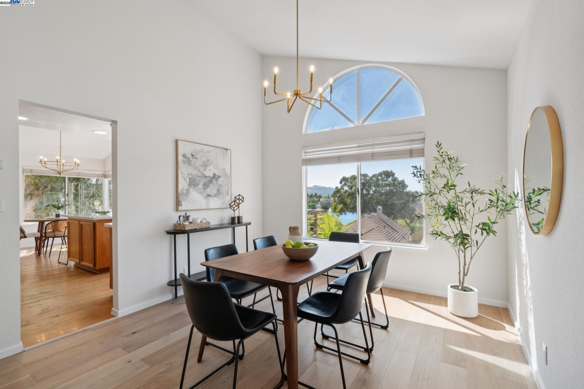 447 Donner Way, San Ramon, California 94582, 3 Bedrooms Bedrooms, 10 Rooms Rooms,2 BathroomsBathrooms,Residential,For Sale,447 Donner Way,41103125