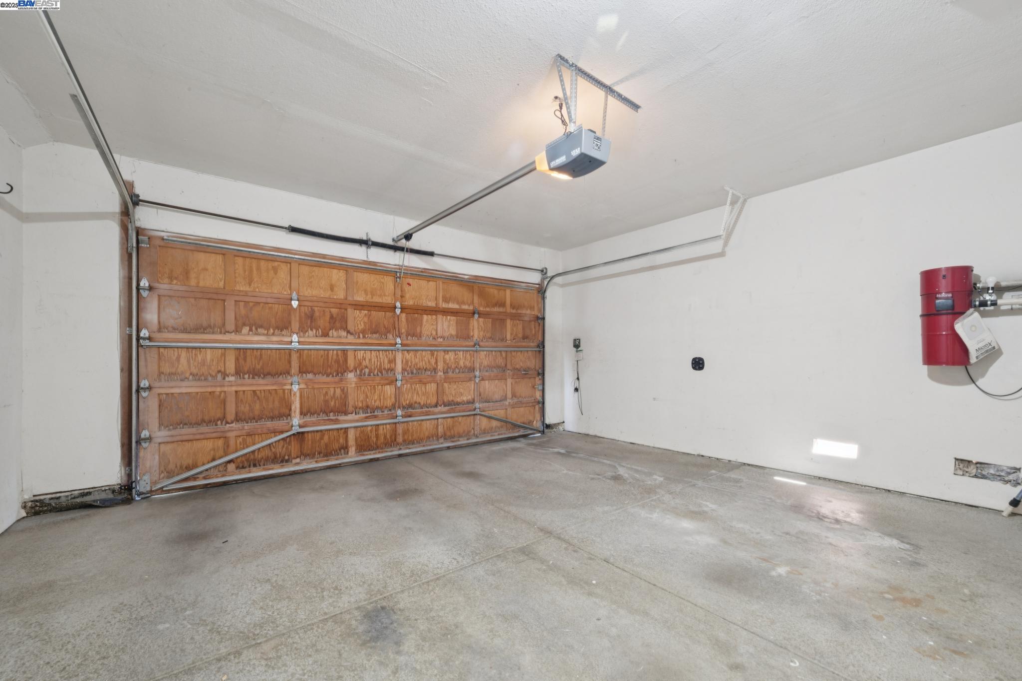 447 Donner Way, San Ramon, California 94582, 3 Bedrooms Bedrooms, 10 Rooms Rooms,2 BathroomsBathrooms,Residential,For Sale,447 Donner Way,41103125