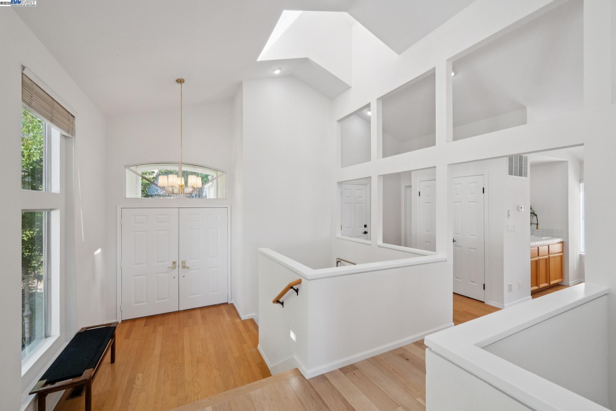 447 Donner Way, San Ramon, California 94582, 3 Bedrooms Bedrooms, 10 Rooms Rooms,2 BathroomsBathrooms,Residential,For Sale,447 Donner Way,41103125