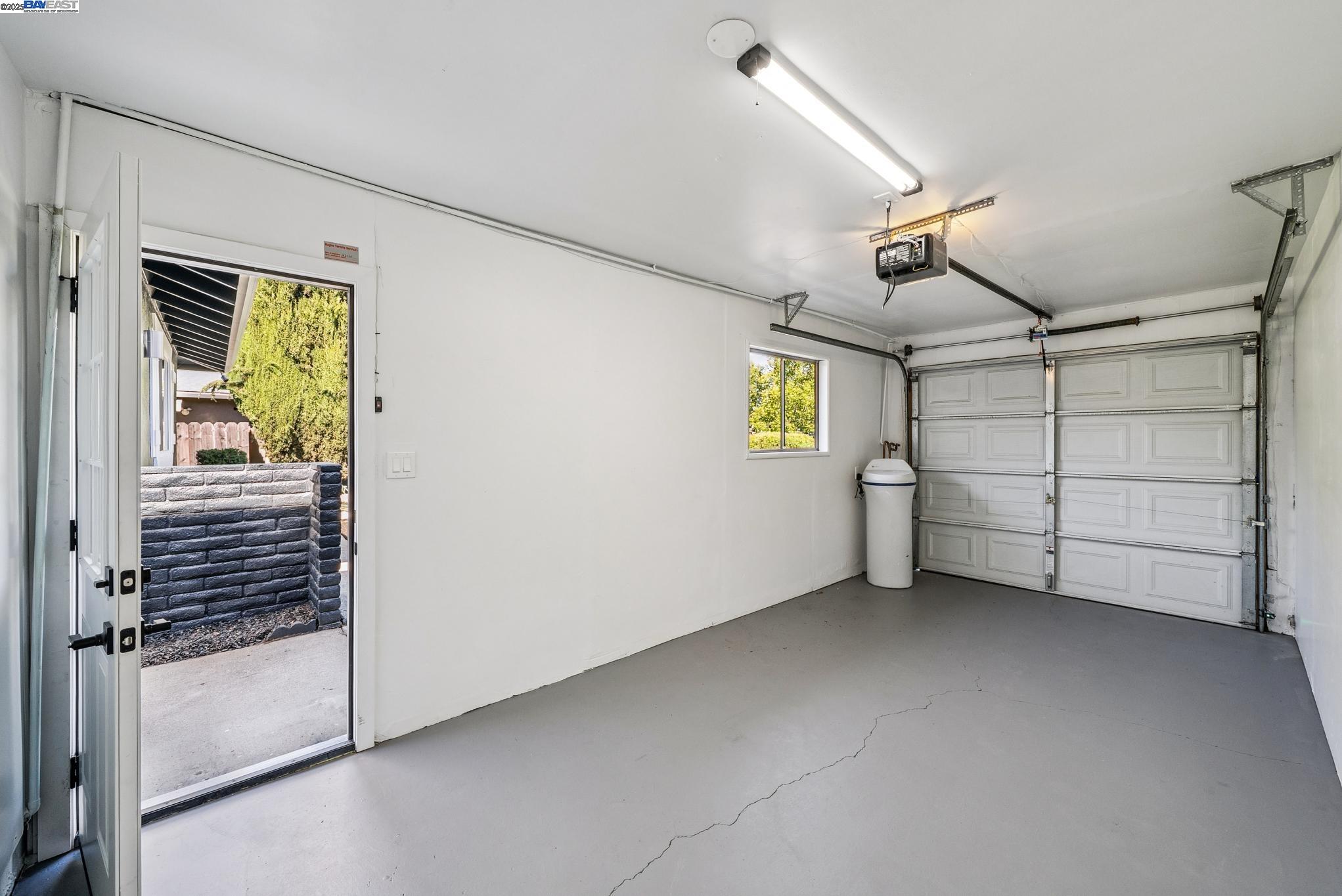5286 Norma Way, Livermore, California 94550, 4 Bedrooms Bedrooms, 11 Rooms Rooms,4 BathroomsBathrooms,Residential,For Sale,5286 Norma Way,41103127