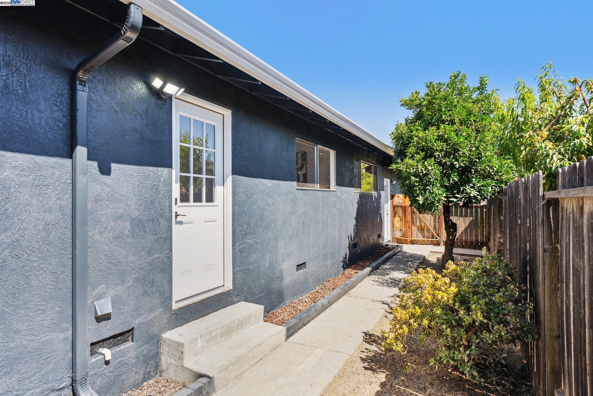 5286 Norma Way, Livermore, California 94550, 4 Bedrooms Bedrooms, 11 Rooms Rooms,4 BathroomsBathrooms,Residential,For Sale,5286 Norma Way,41103127