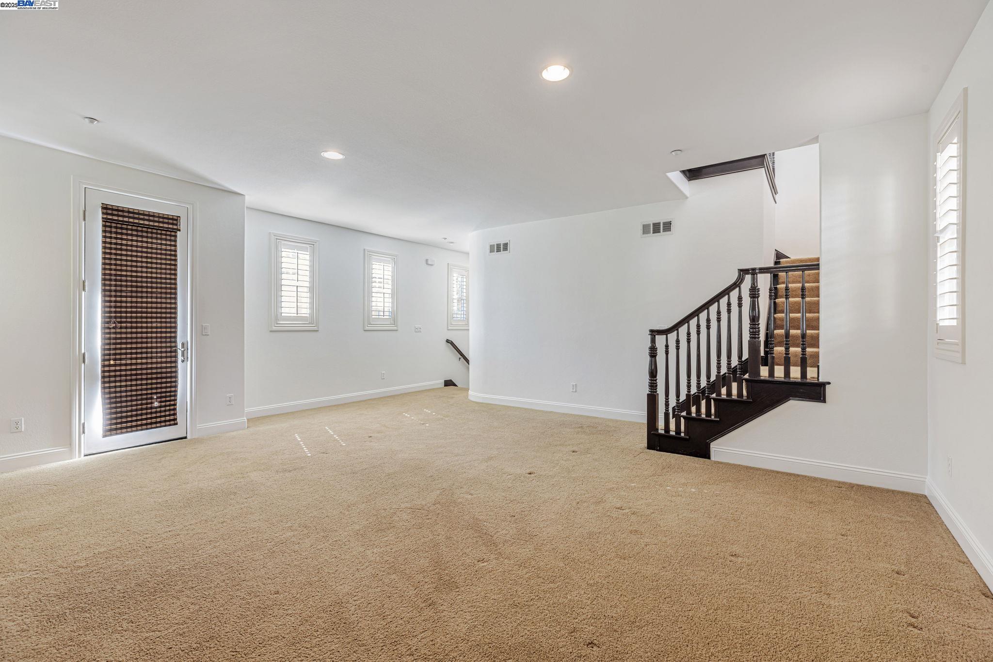Detail Gallery Image 13 of 35 For 3579 Rimini Ln, Dublin,  CA 94568 - 3 Beds | 2/1 Baths