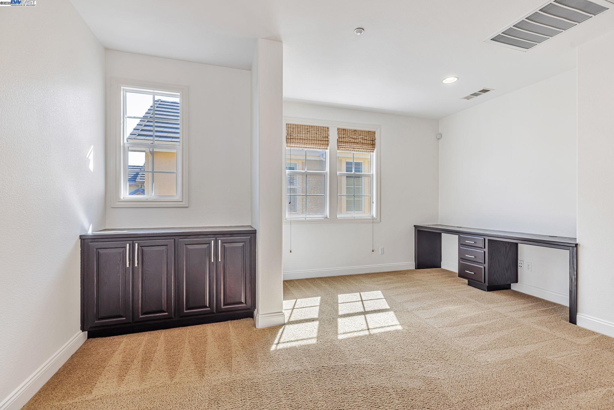 Detail Gallery Image 15 of 35 For 3579 Rimini Ln, Dublin,  CA 94568 - 3 Beds | 2/1 Baths