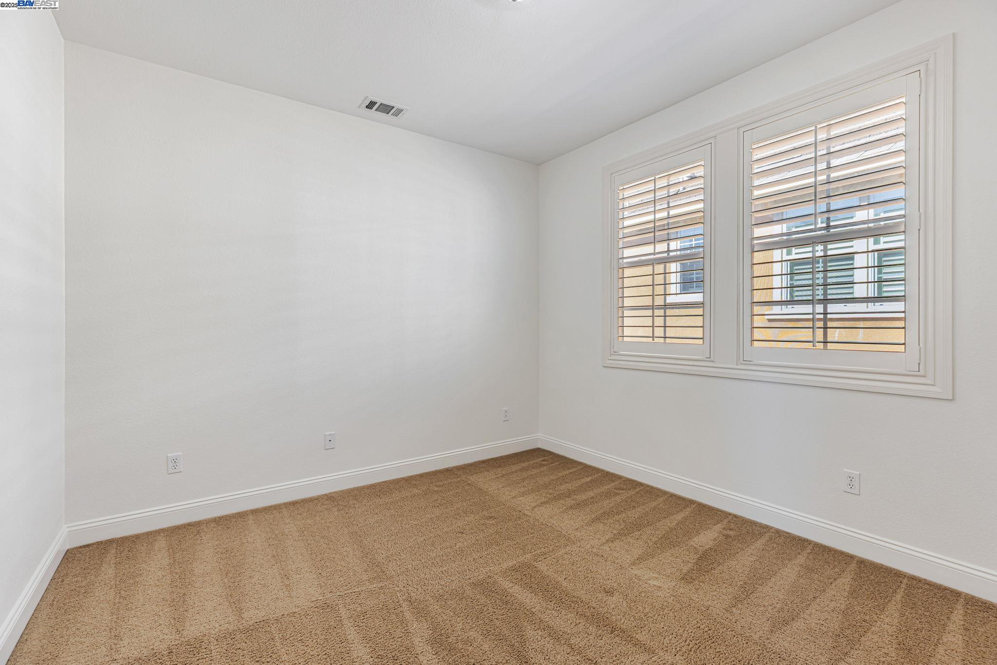 Detail Gallery Image 17 of 35 For 3579 Rimini Ln, Dublin,  CA 94568 - 3 Beds | 2/1 Baths
