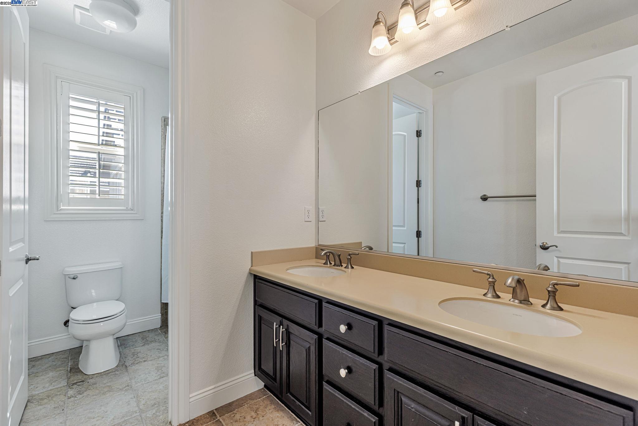 Detail Gallery Image 20 of 35 For 3579 Rimini Ln, Dublin,  CA 94568 - 3 Beds | 2/1 Baths
