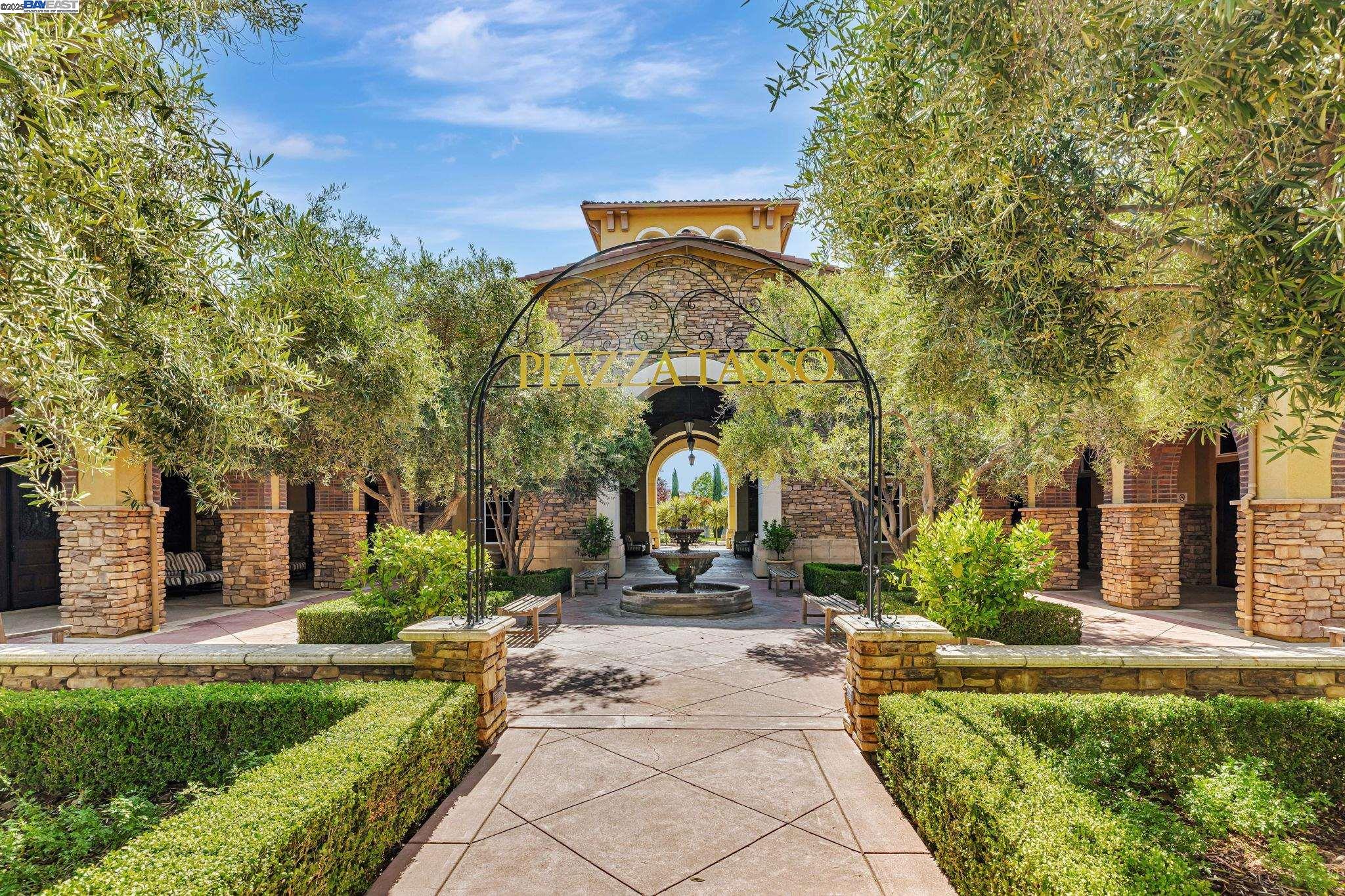 Detail Gallery Image 29 of 35 For 3579 Rimini Ln, Dublin,  CA 94568 - 3 Beds | 2/1 Baths