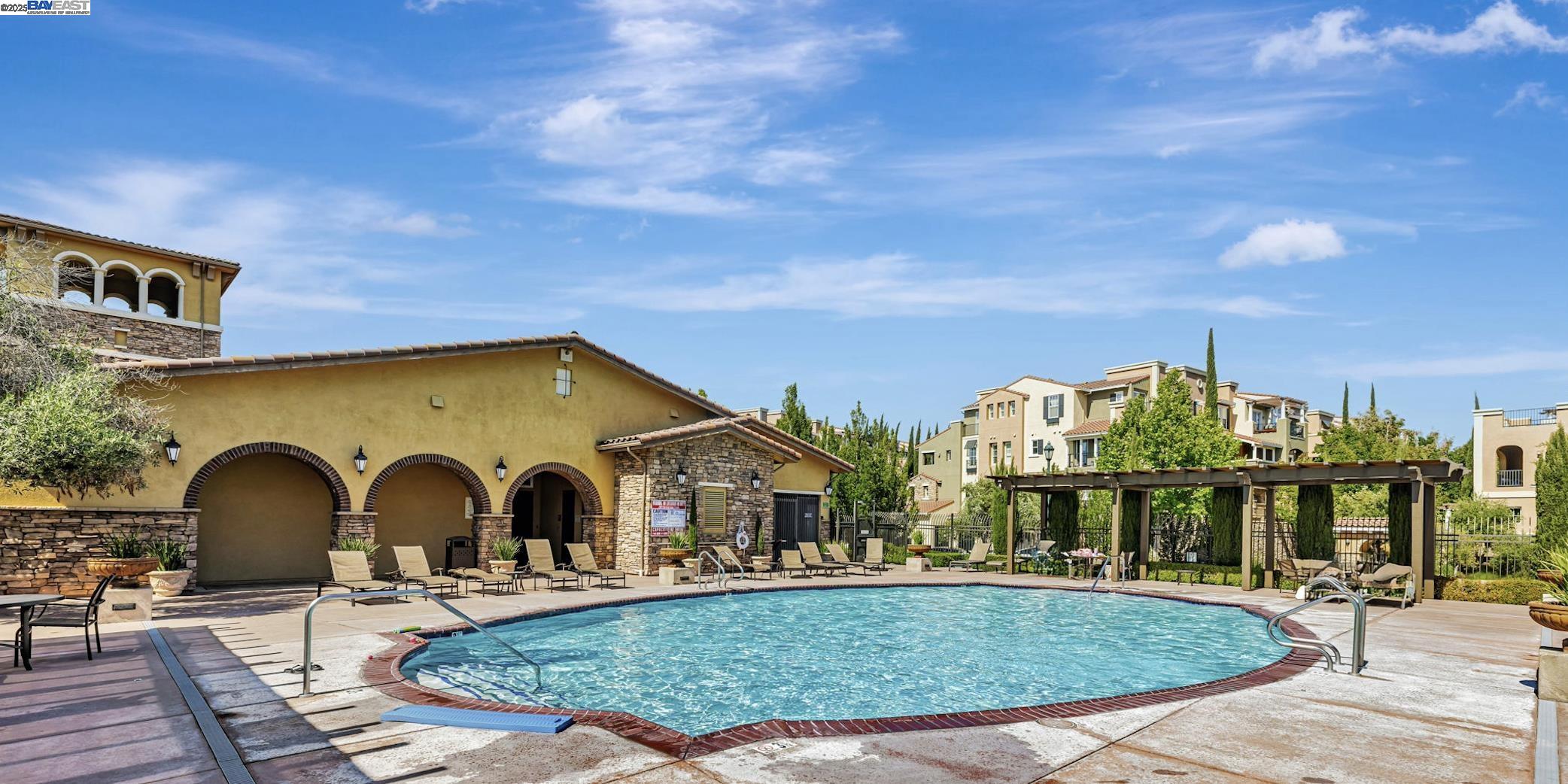 Detail Gallery Image 34 of 35 For 3579 Rimini Ln, Dublin,  CA 94568 - 3 Beds | 2/1 Baths