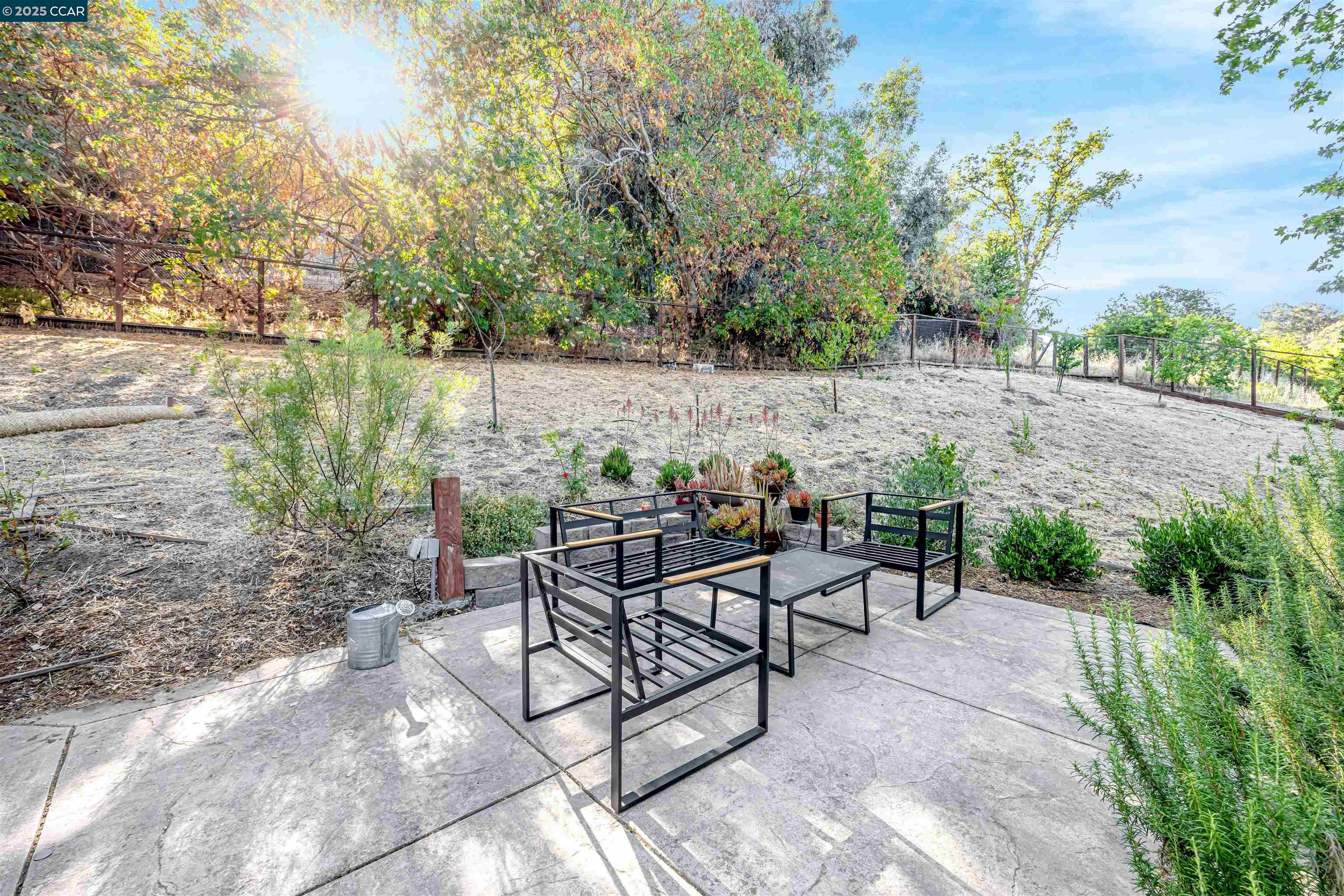 1371 Juanita Dr, Lafayette, California 94595, 5 Bedrooms Bedrooms, 10 Rooms Rooms,3 BathroomsBathrooms,Residential Lease,For Rent,1371 Juanita Dr,41103130