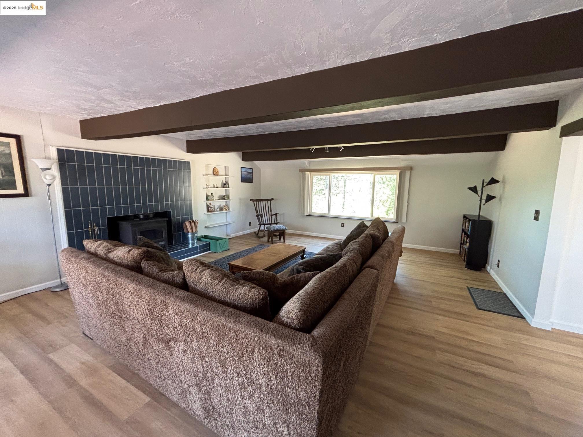 Detail Gallery Image 11 of 46 For 9587 Bondurant Mine Rd., Coulterville,  CA 95311-9534 - 2 Beds | 1 Baths