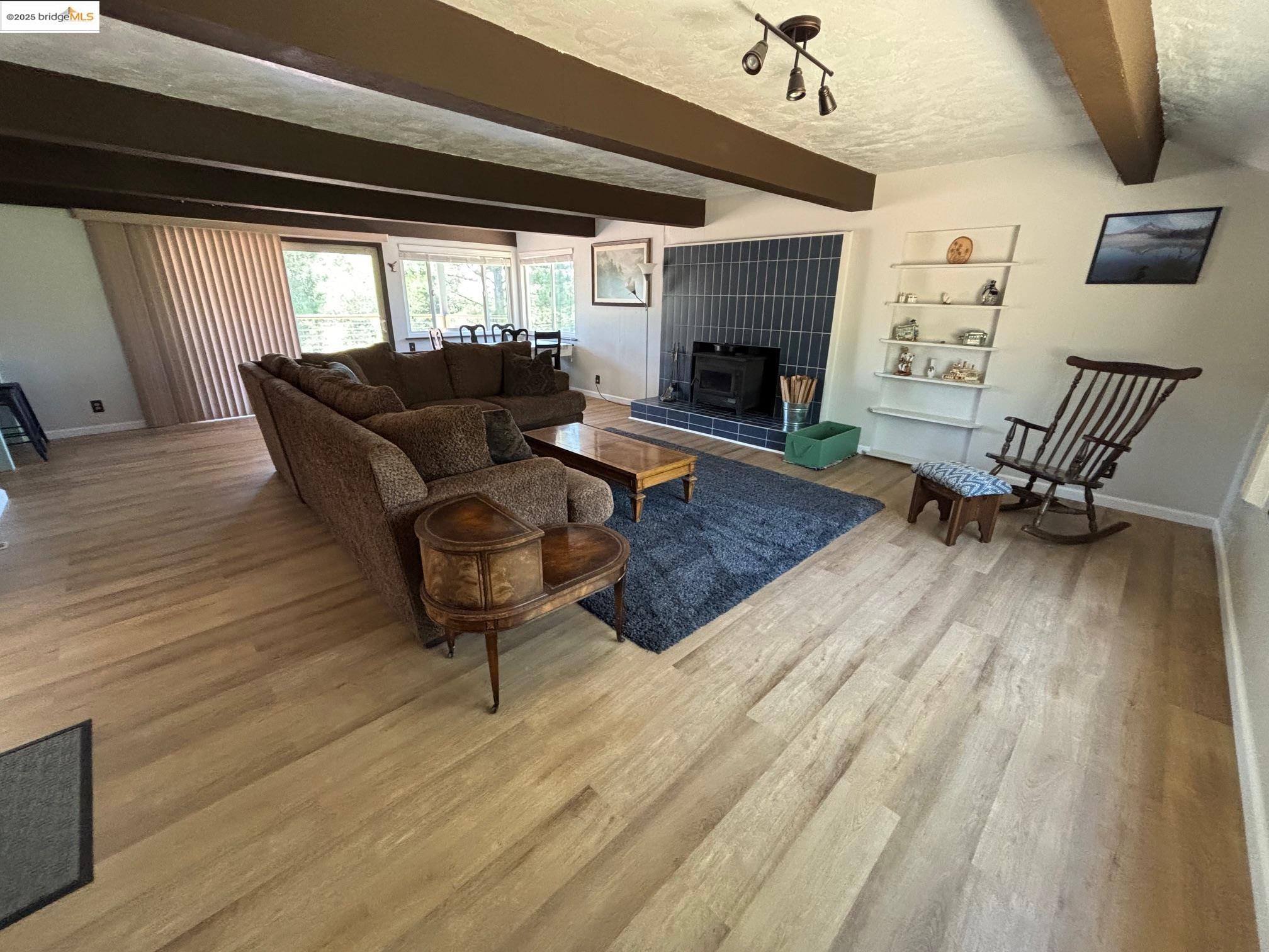 Detail Gallery Image 12 of 46 For 9587 Bondurant Mine Rd., Coulterville,  CA 95311-9534 - 2 Beds | 1 Baths
