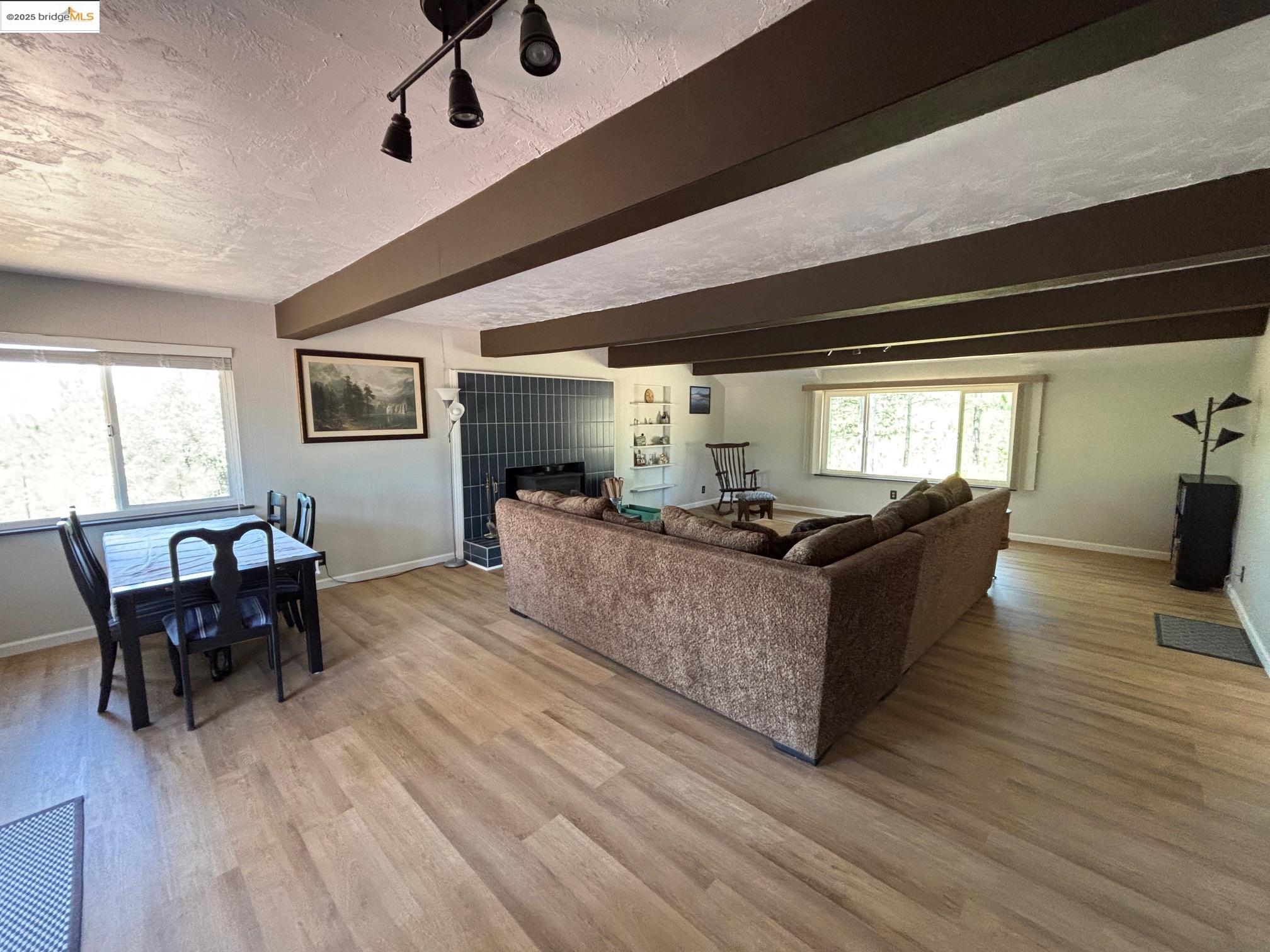 Detail Gallery Image 14 of 46 For 9587 Bondurant Mine Rd., Coulterville,  CA 95311-9534 - 2 Beds | 1 Baths