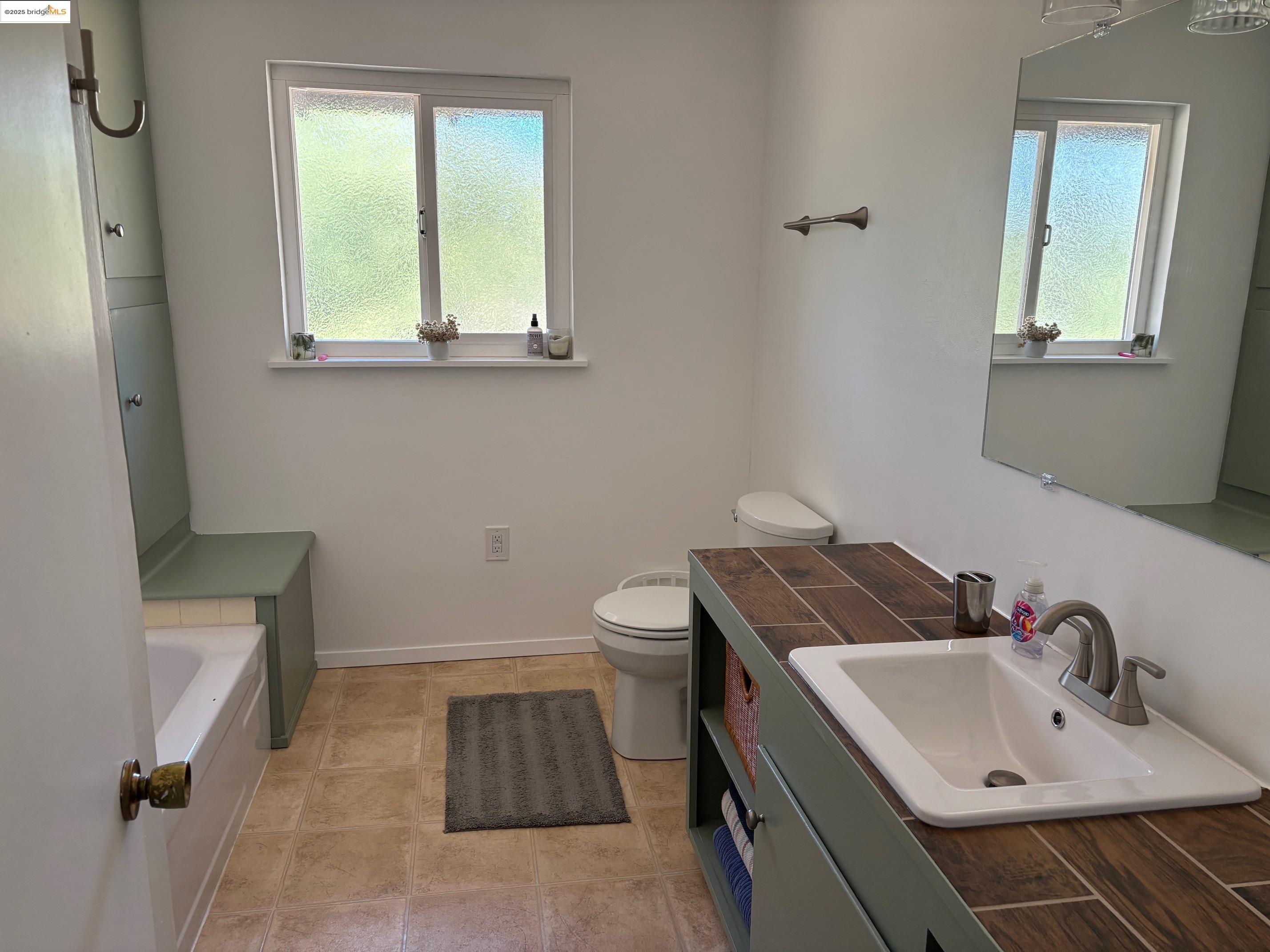 Detail Gallery Image 18 of 46 For 9587 Bondurant Mine Rd., Coulterville,  CA 95311-9534 - 2 Beds | 1 Baths