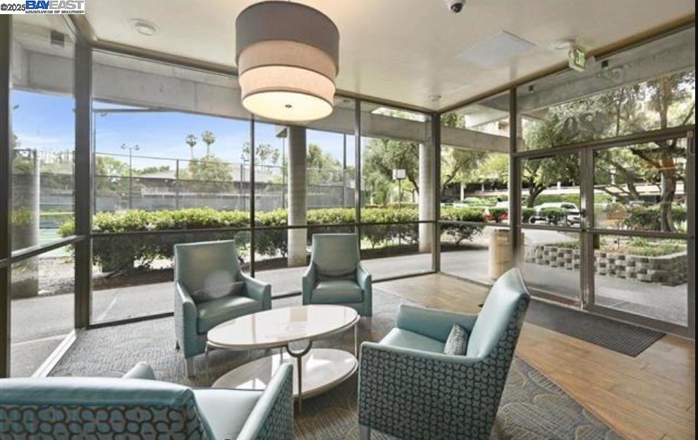 Detail Gallery Image 23 of 25 For 420 N Civic Dr. #407,  Walnut Creek,  CA 94596 - 2 Beds | 2 Baths