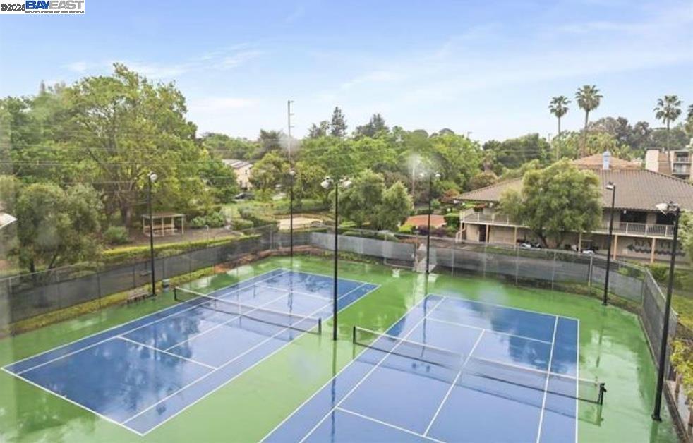 Detail Gallery Image 7 of 25 For 420 N Civic Dr. #407,  Walnut Creek,  CA 94596 - 2 Beds | 2 Baths