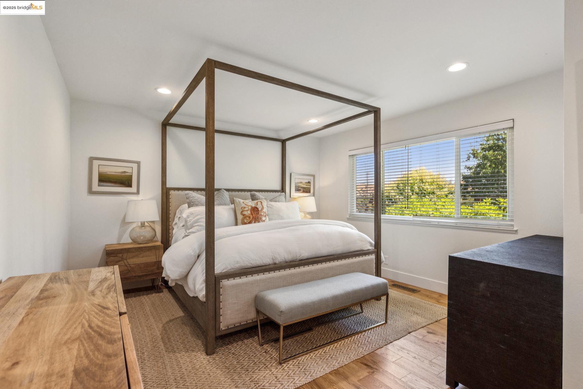 Detail Gallery Image 12 of 23 For 32 Pacer Pl., Walnut Creek,  CA 94596 - 3 Beds | 2 Baths