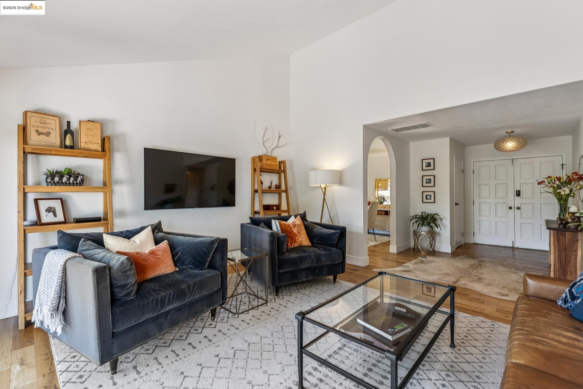 Detail Gallery Image 4 of 23 For 32 Pacer Pl., Walnut Creek,  CA 94596 - 3 Beds | 2 Baths