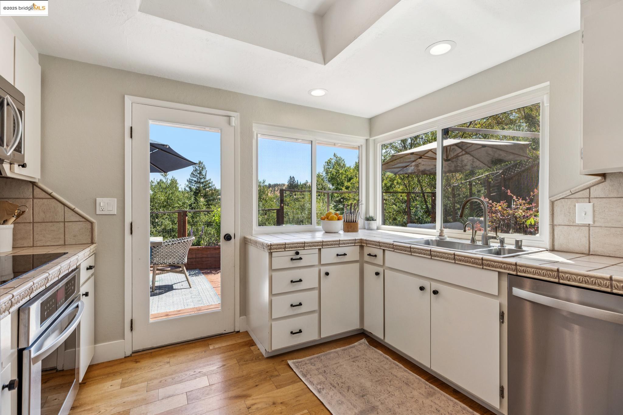 Detail Gallery Image 8 of 23 For 32 Pacer Pl., Walnut Creek,  CA 94596 - 3 Beds | 2 Baths