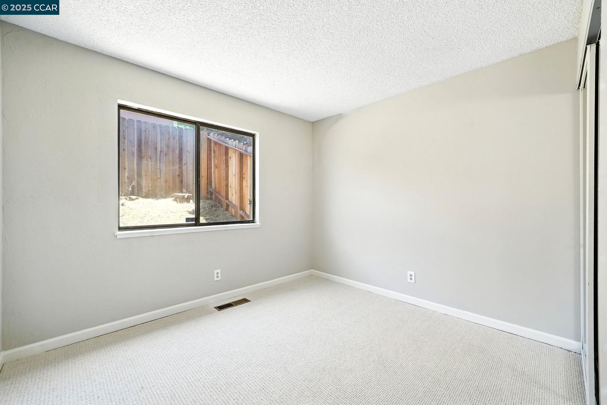267 Duperu Dr, Crockett, California 94525, 4 Bedrooms Bedrooms, 10 Rooms Rooms,3 BathroomsBathrooms,Residential Lease,For Rent,267 Duperu Dr,41103139