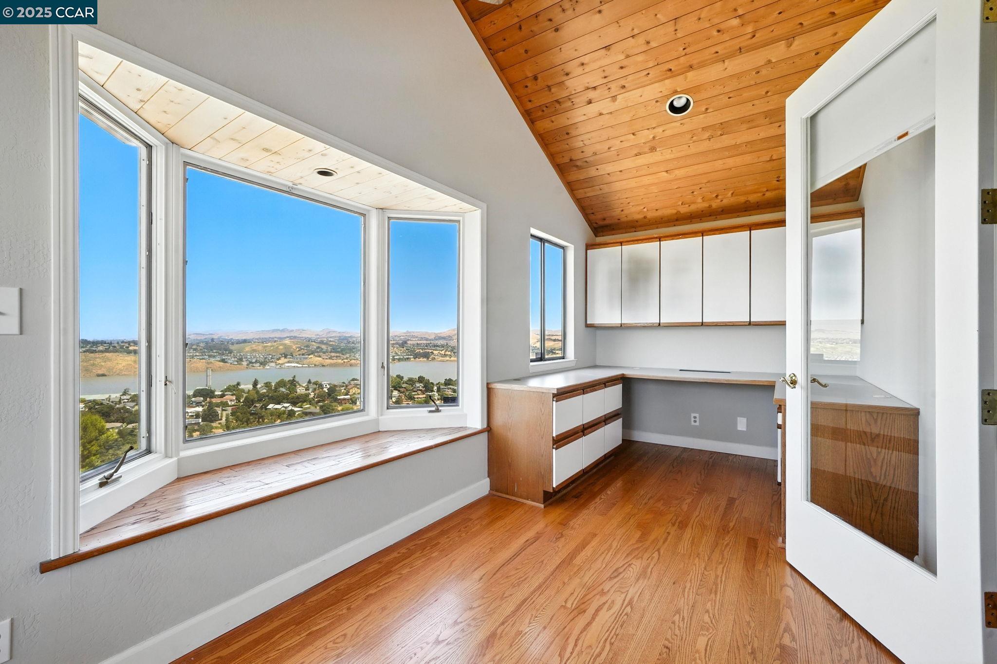 267 Duperu Dr, Crockett, California 94525, 4 Bedrooms Bedrooms, 10 Rooms Rooms,3 BathroomsBathrooms,Residential Lease,For Rent,267 Duperu Dr,41103139