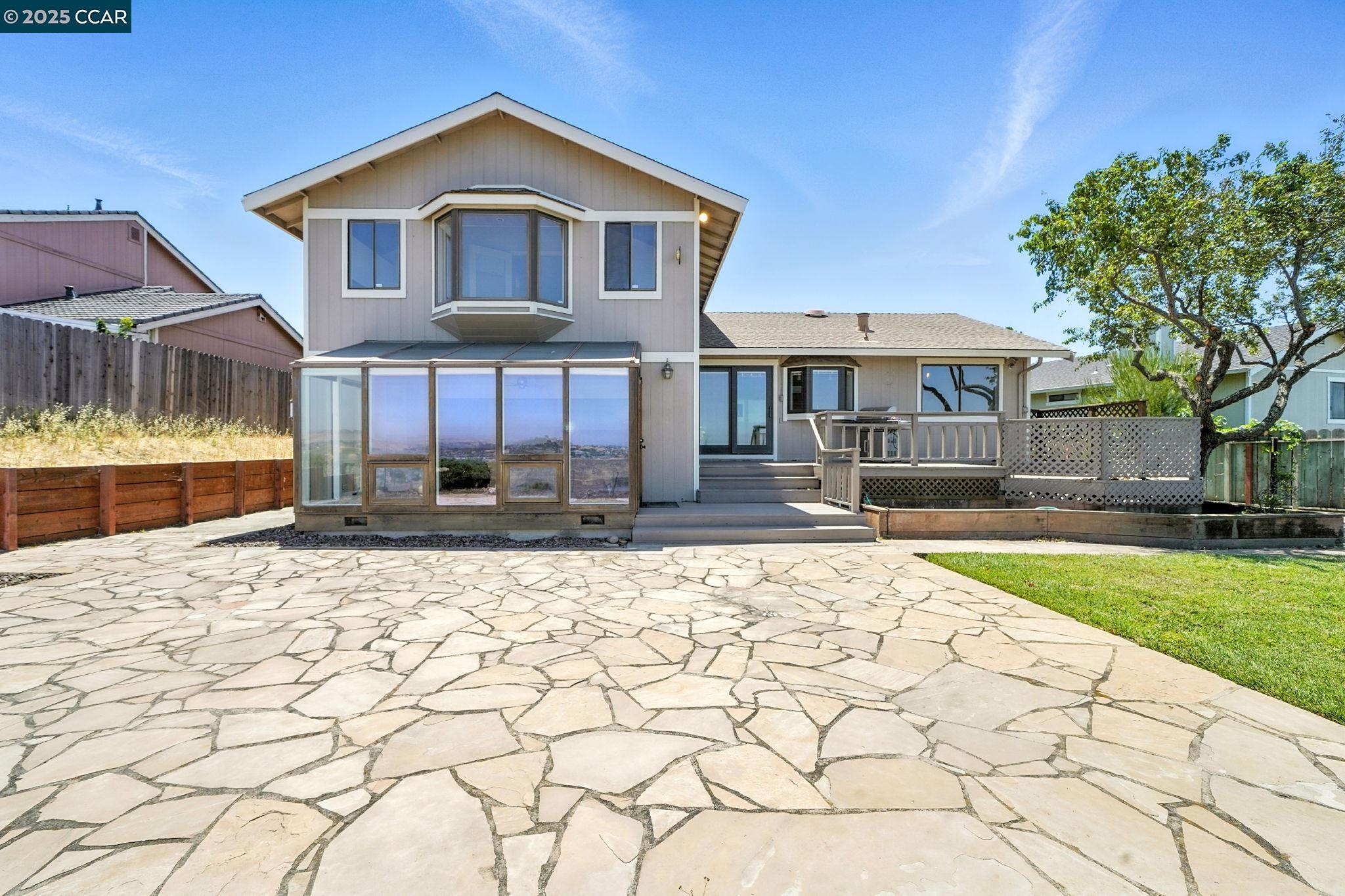 267 Duperu Dr, Crockett, California 94525, 4 Bedrooms Bedrooms, 10 Rooms Rooms,3 BathroomsBathrooms,Residential Lease,For Rent,267 Duperu Dr,41103139