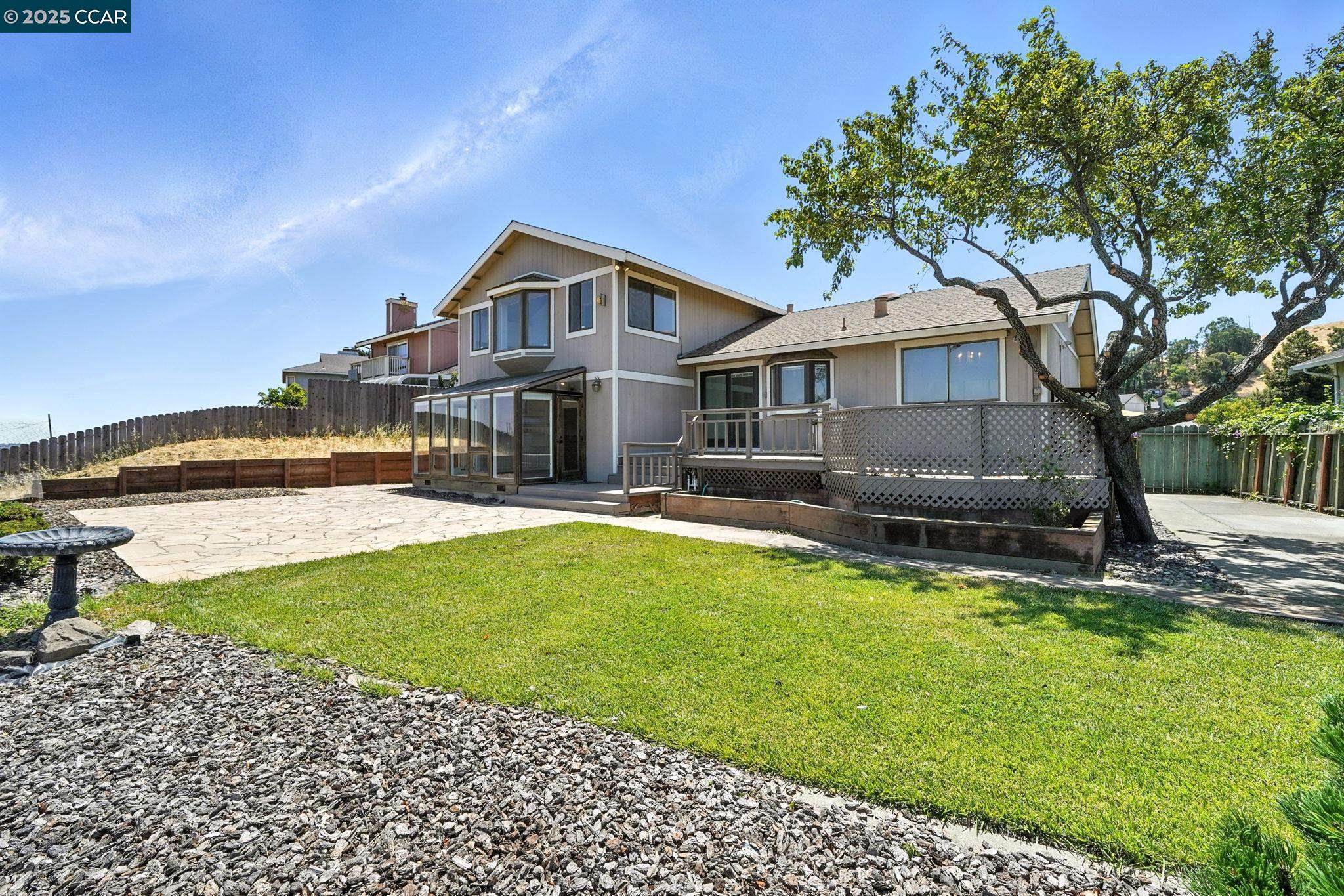 267 Duperu Dr, Crockett, California 94525, 4 Bedrooms Bedrooms, 10 Rooms Rooms,3 BathroomsBathrooms,Residential Lease,For Rent,267 Duperu Dr,41103139